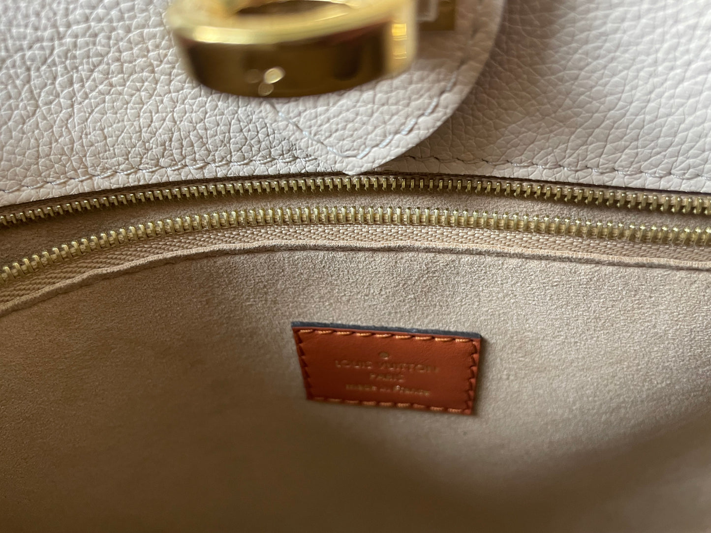 Louis Vuitton On My Side Tote