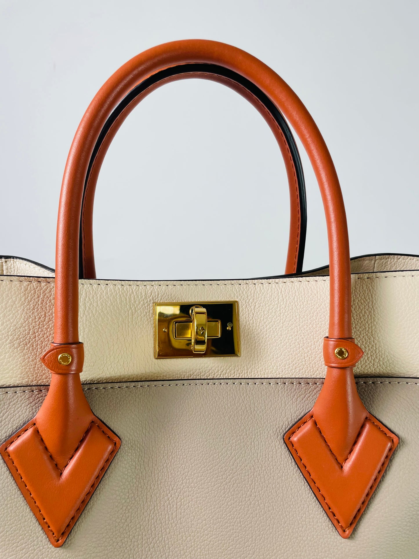 Louis Vuitton On My Side Tote