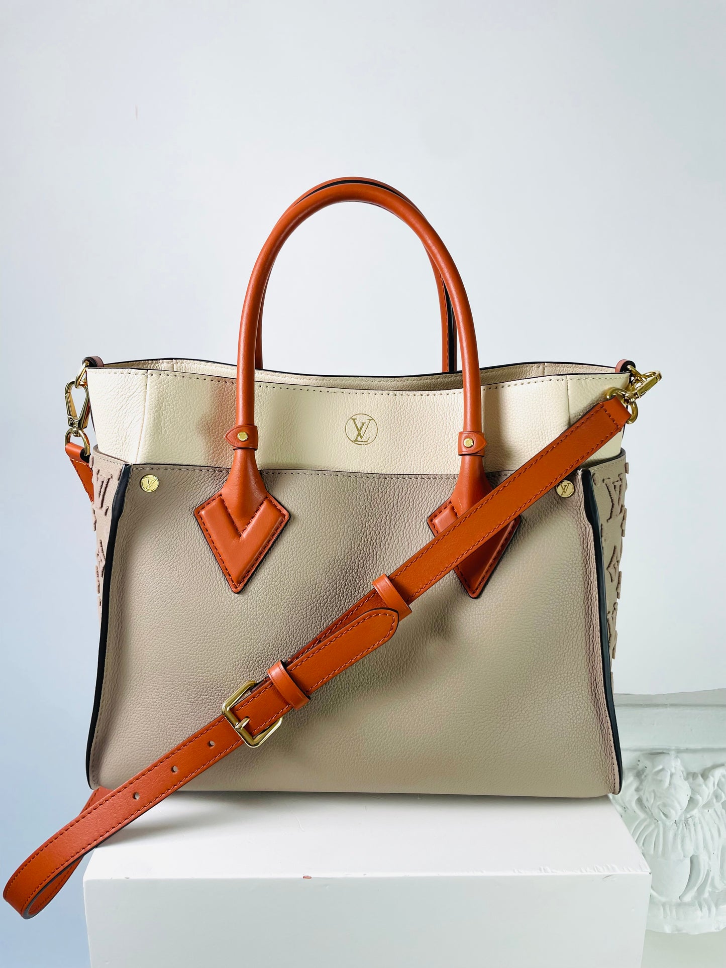 Louis Vuitton On My Side Tote