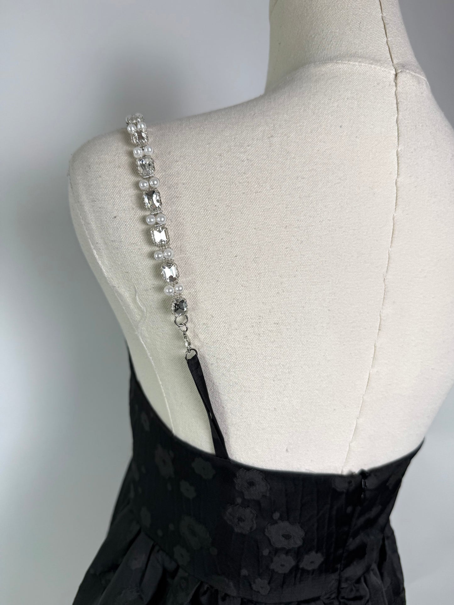 Line and Dot Matelasse