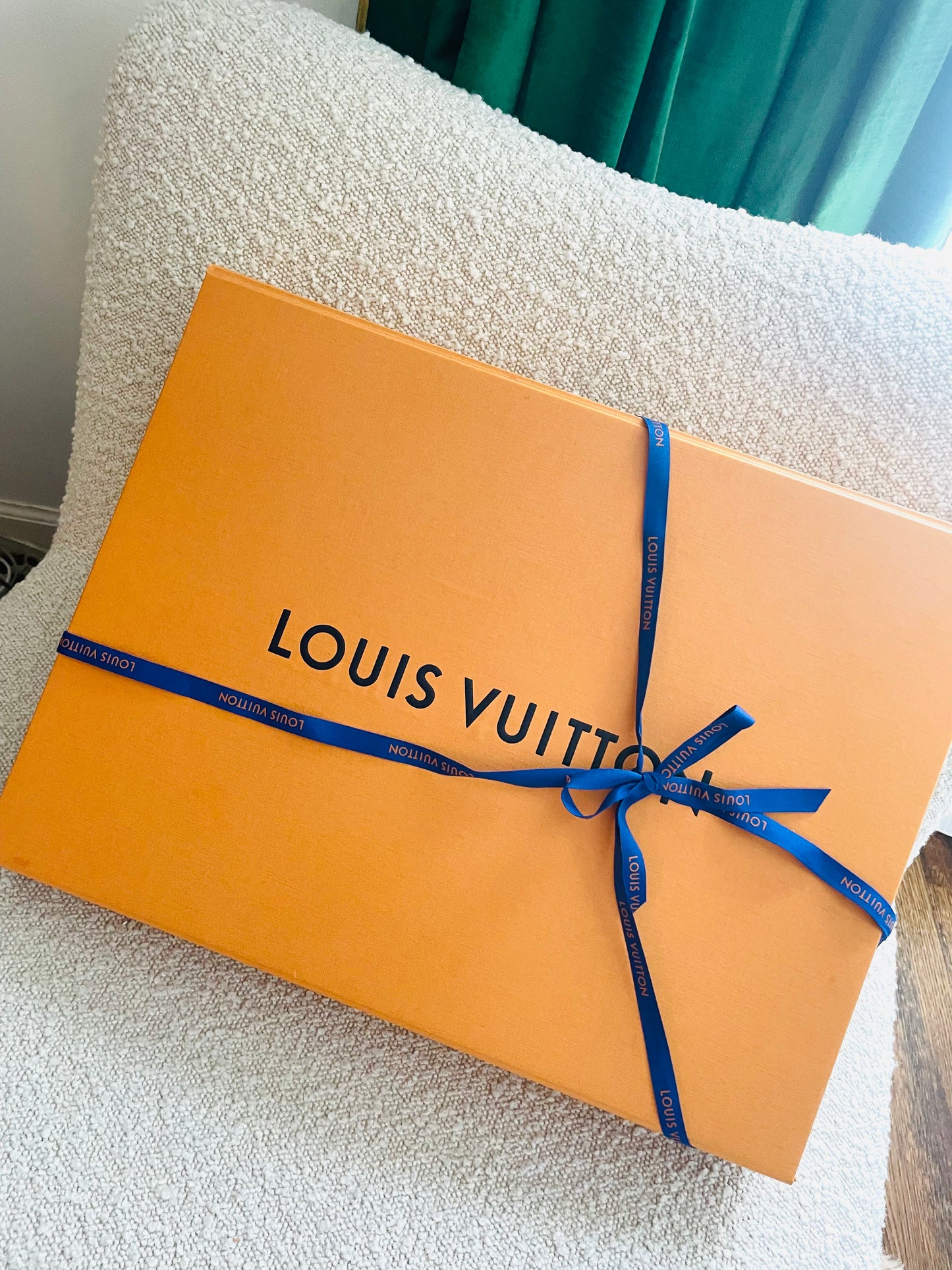 Louis Vuitton Neverfull Monogram Canvas Tote Bag