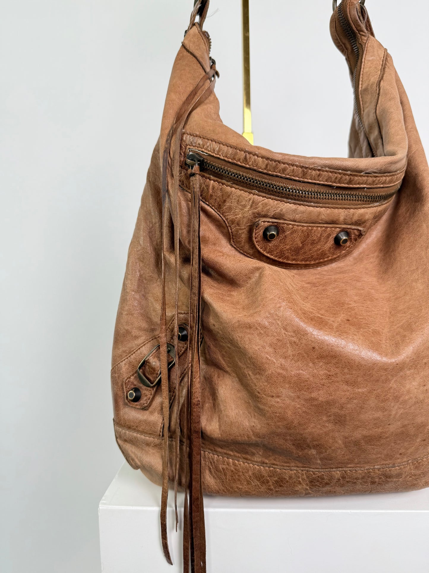 Balenciaga Agneau Hobo Caramel