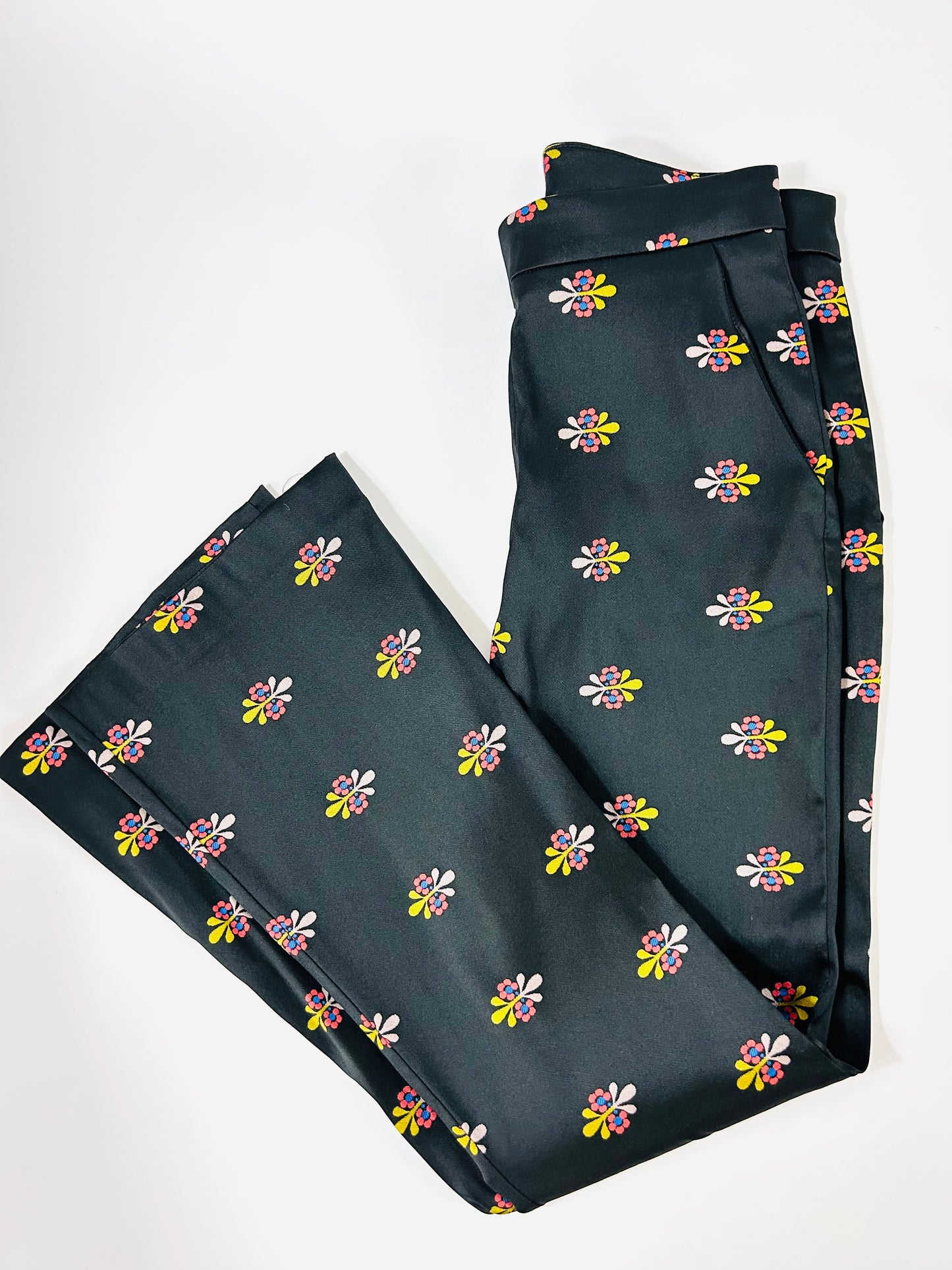 Cynthia Rowley Black pants with Floral Print