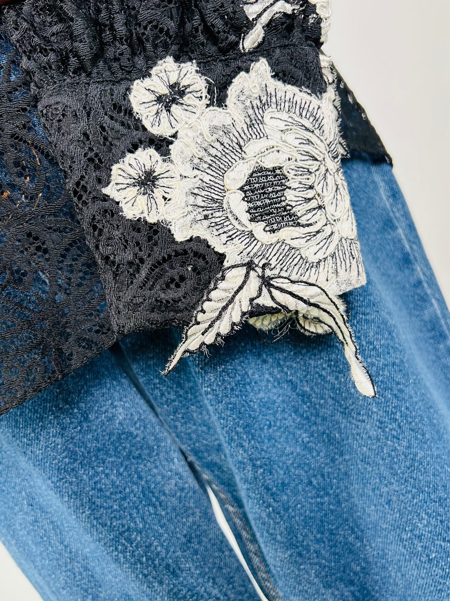 Vintage Oscar De La Renta Lace Top