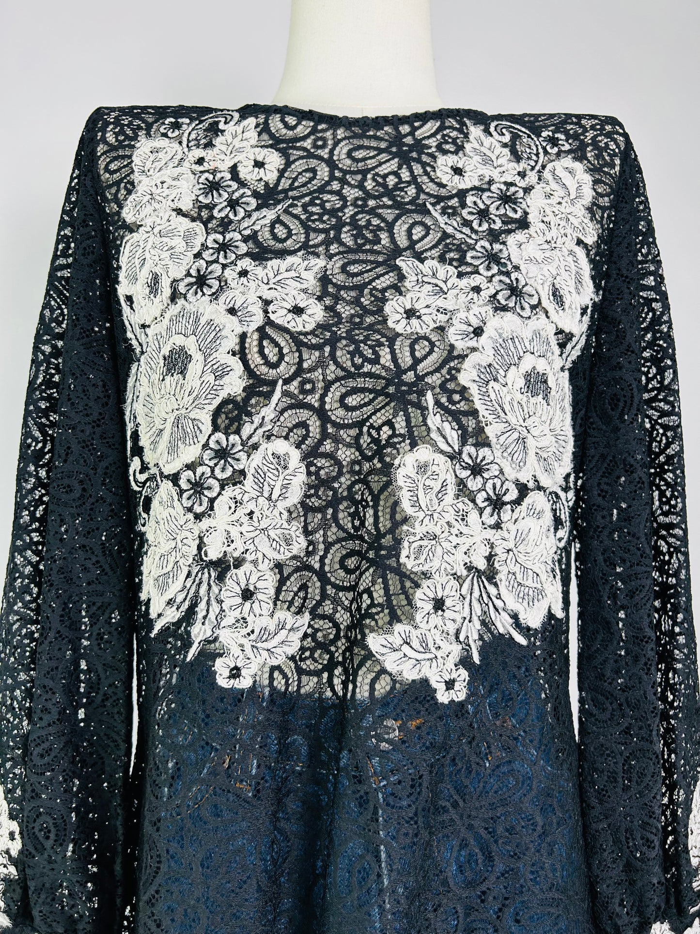 Vintage Oscar De La Renta Lace Top