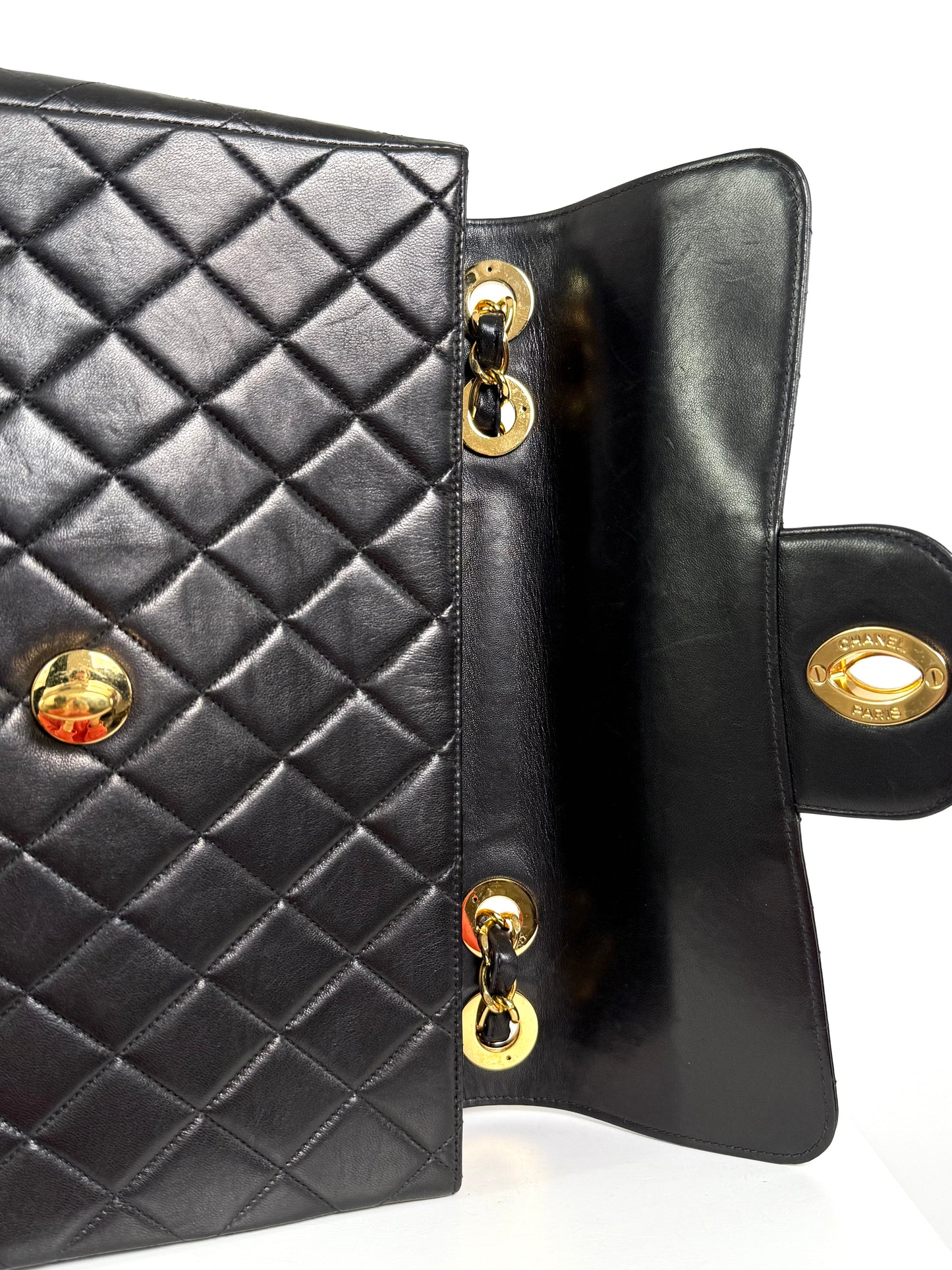 Chanel Jumbo CC