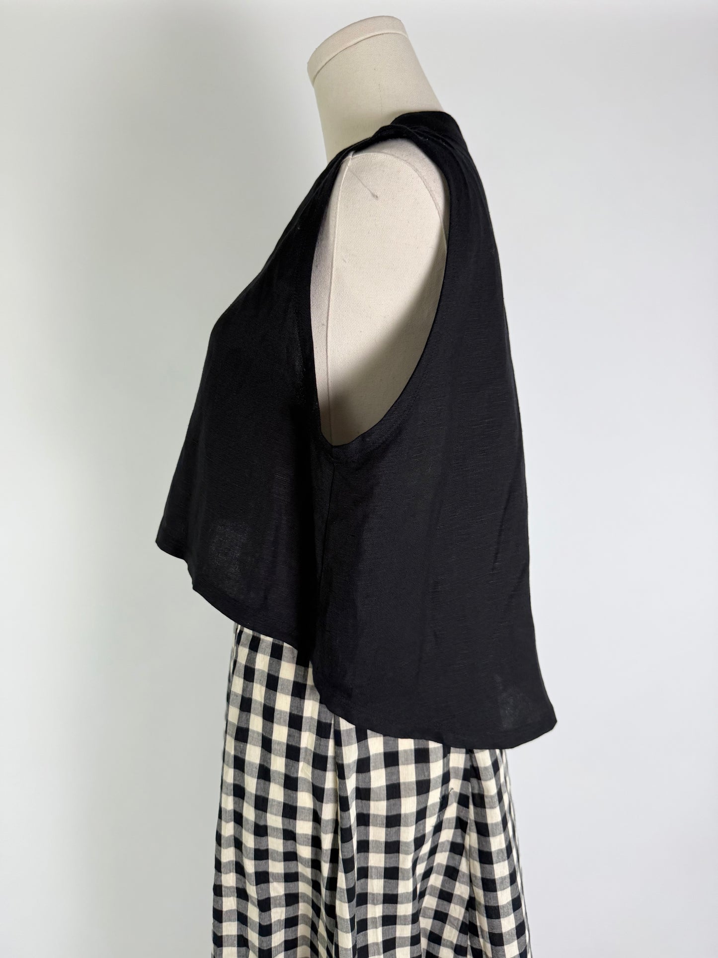 Hunter Bell Manning Black Top