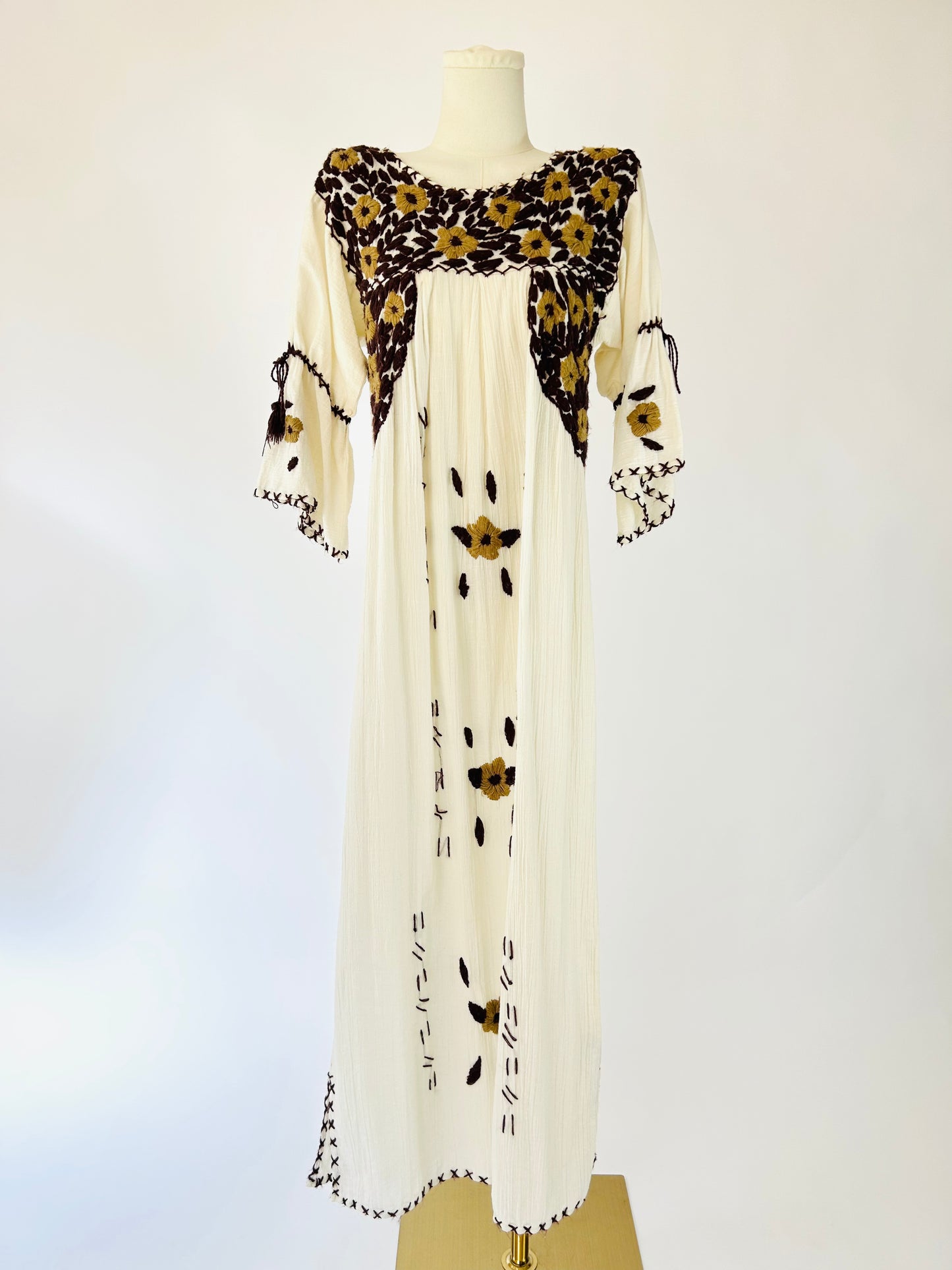 Vintage 1970s Hand Embroidered Caftan