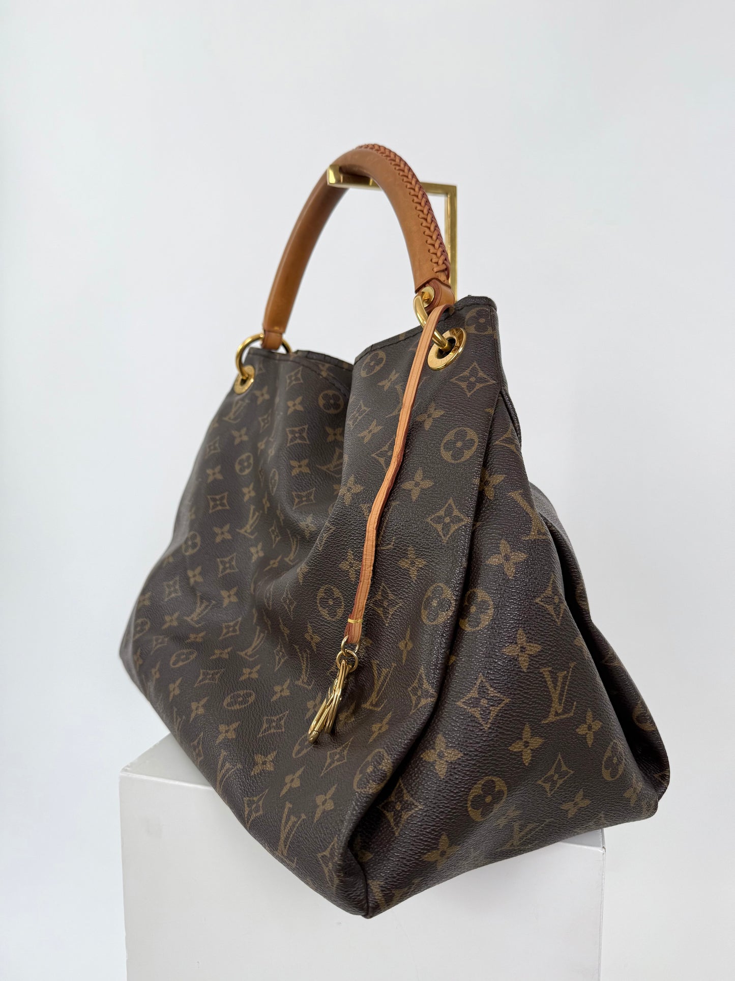 Louis Vuitton Metis
