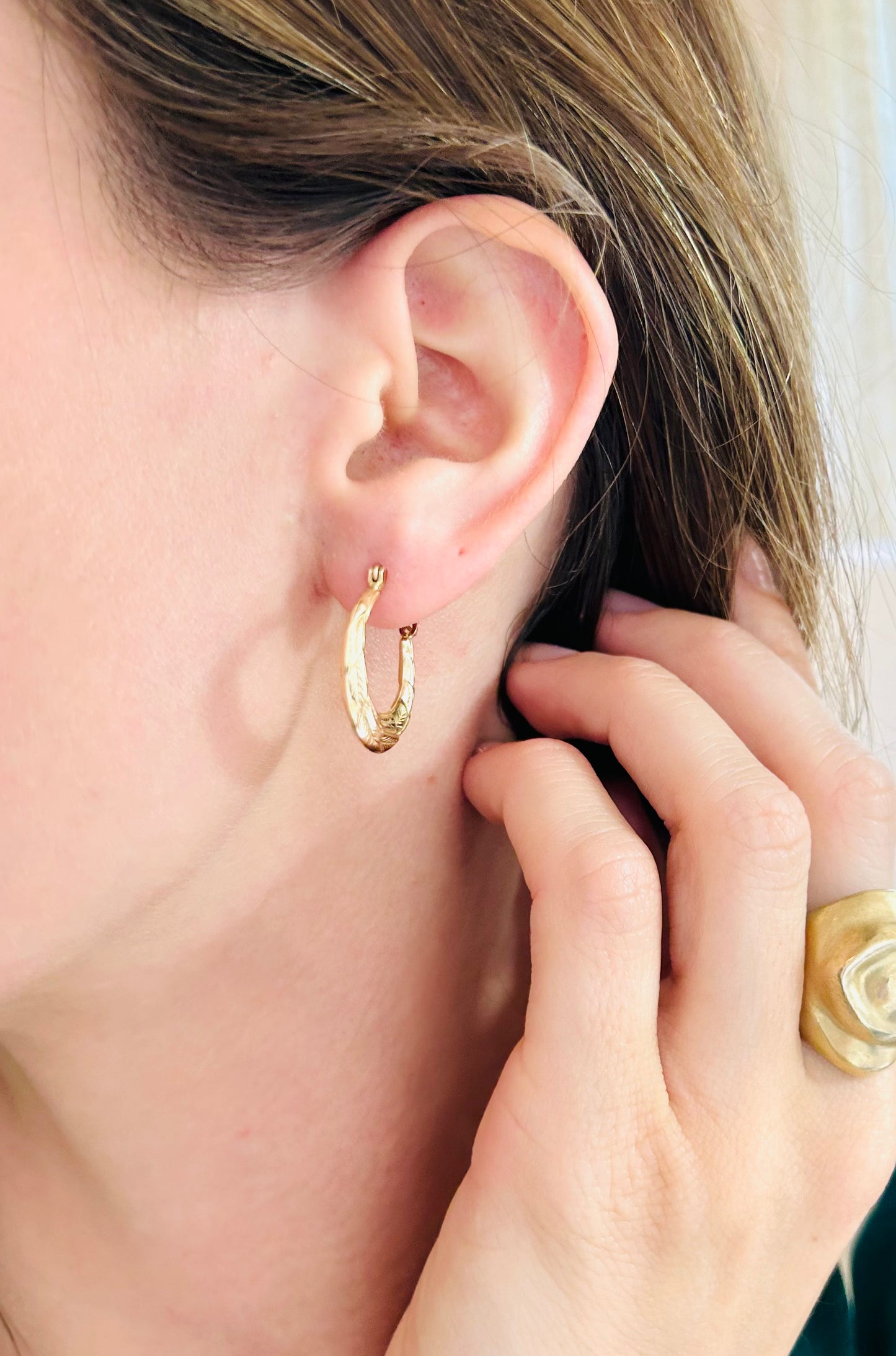 Vintage 14K Gold Hoop