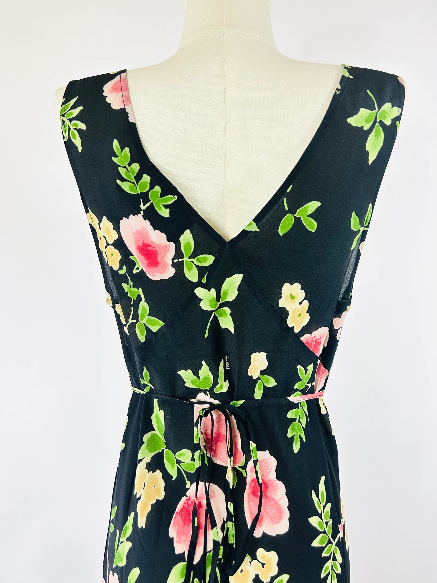 Réalisation Black Floral Dress