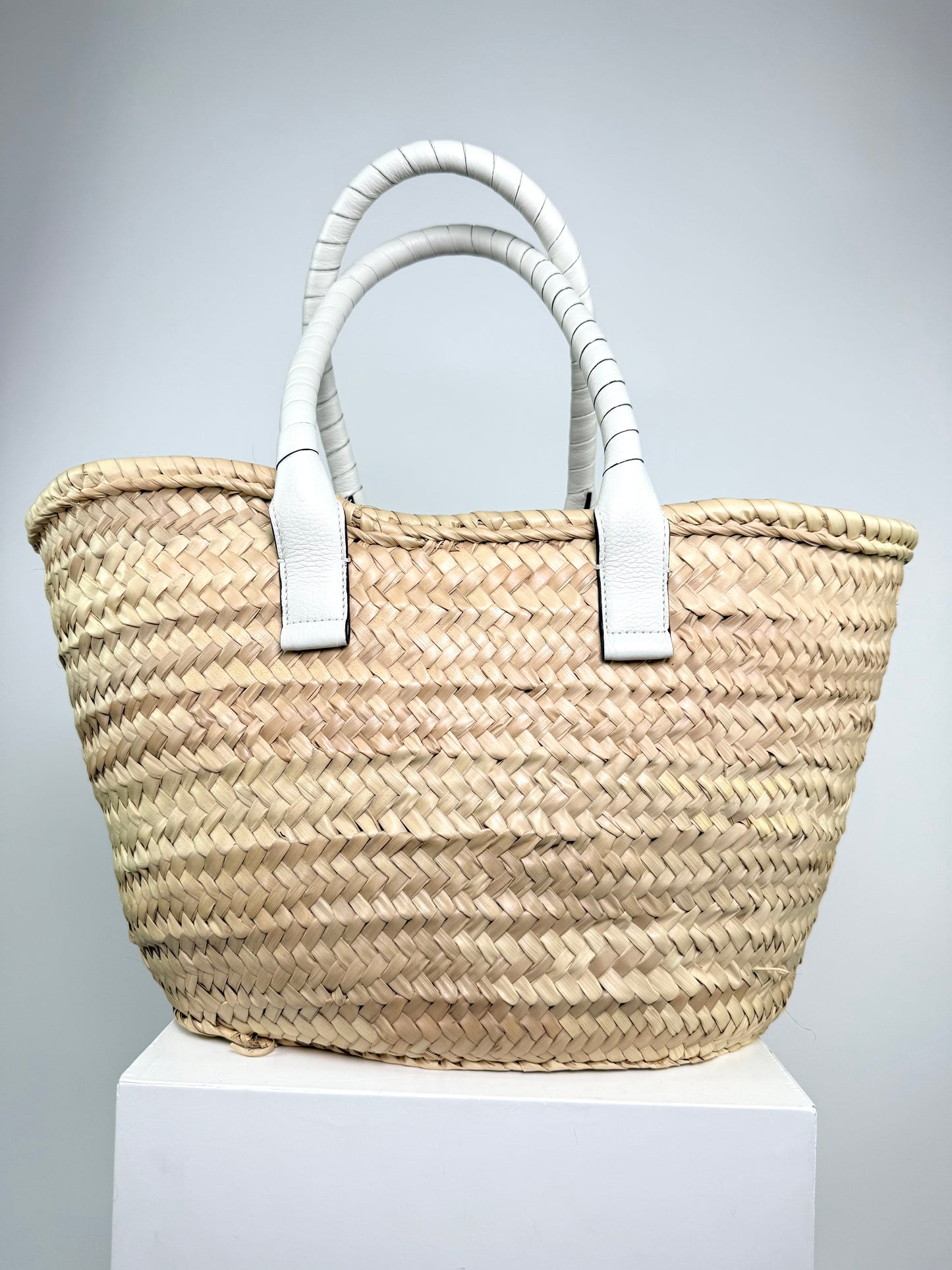 Chloe Medium Marci Straw Bag
