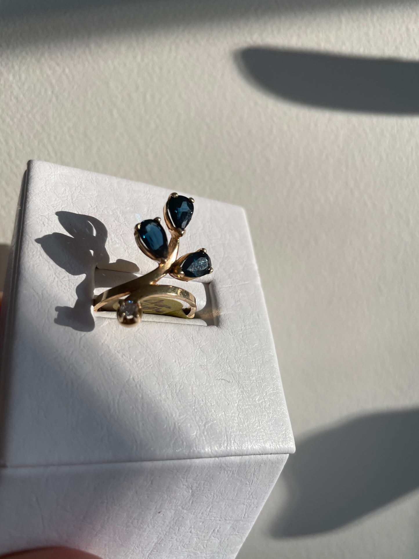Vintage 14K Blue Sapphire and Diamond Ring