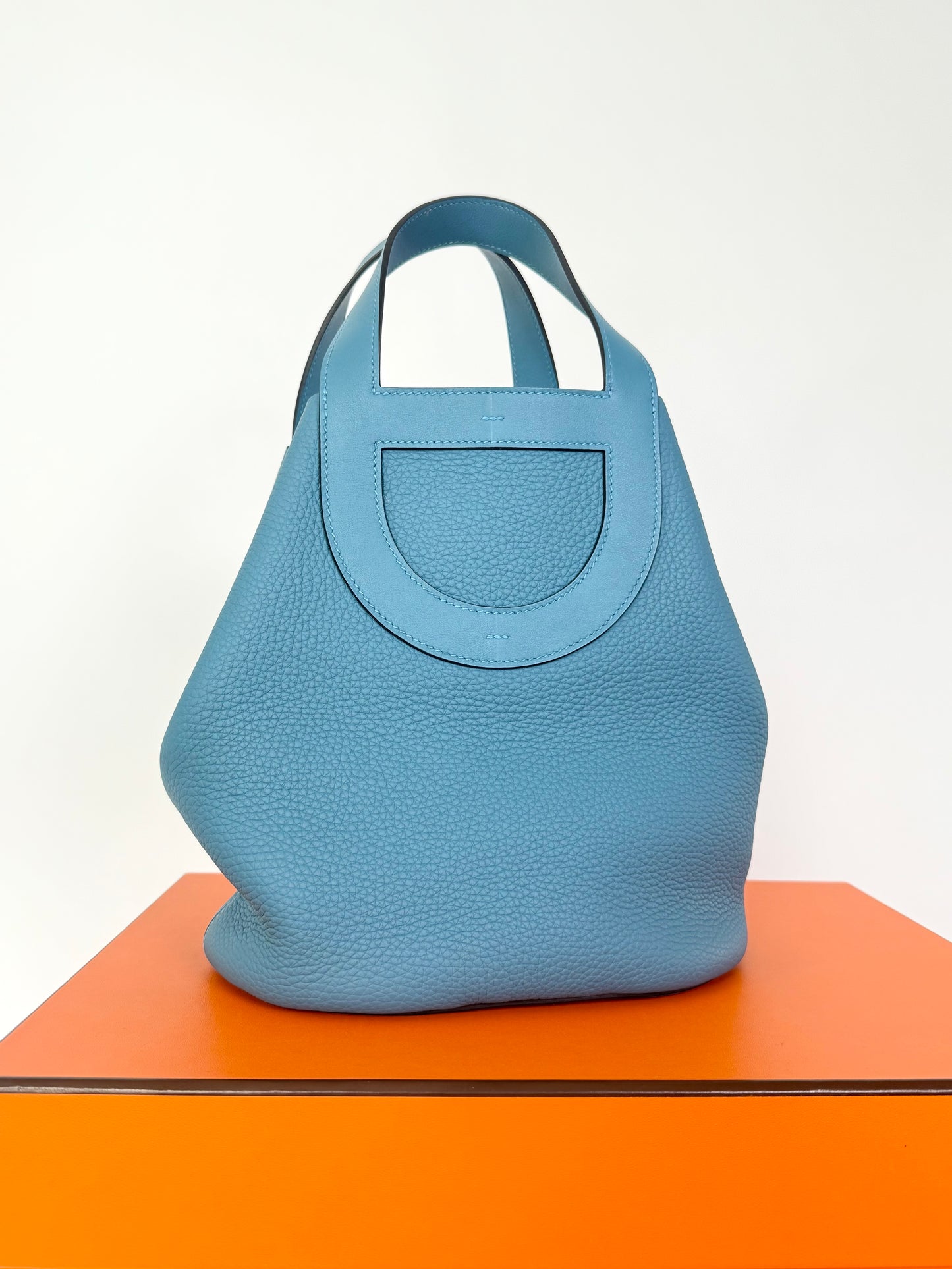 Hermes In The Loop Blue Taurillon Clemence Handbag