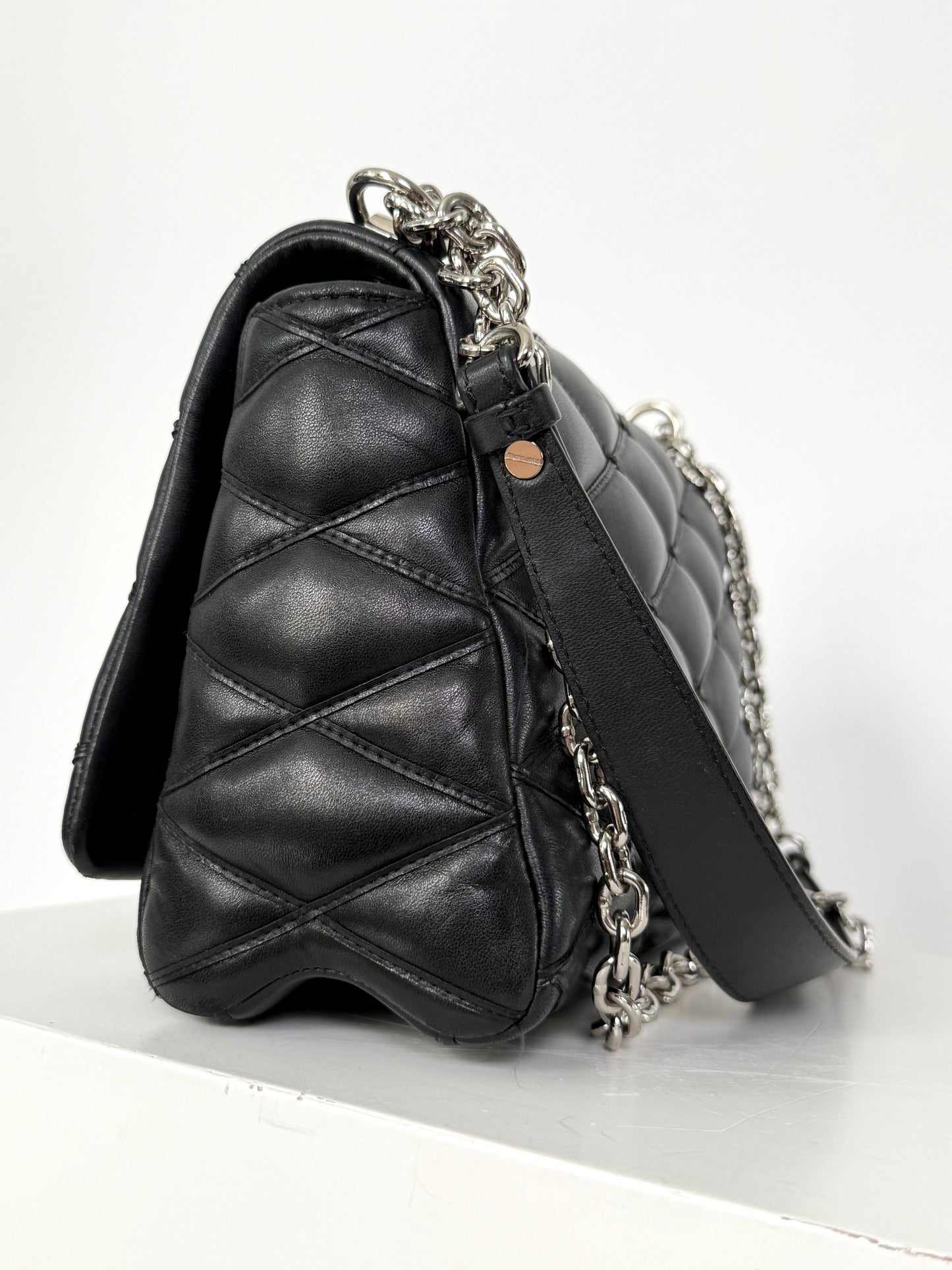 Louis Vuitton Malletage MM