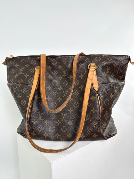 Large Louie Vuitton Logo Tote