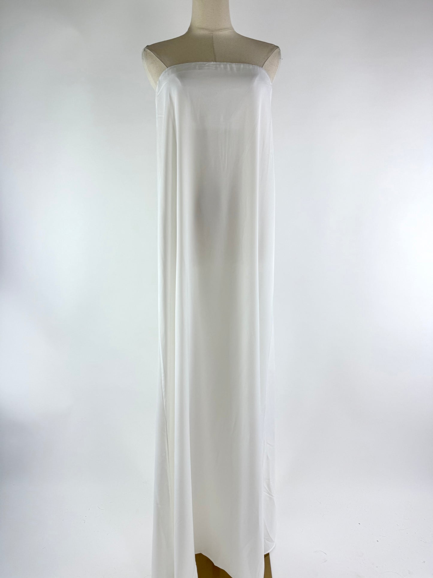Josefine HJ XNAKD White Maxi Dress
