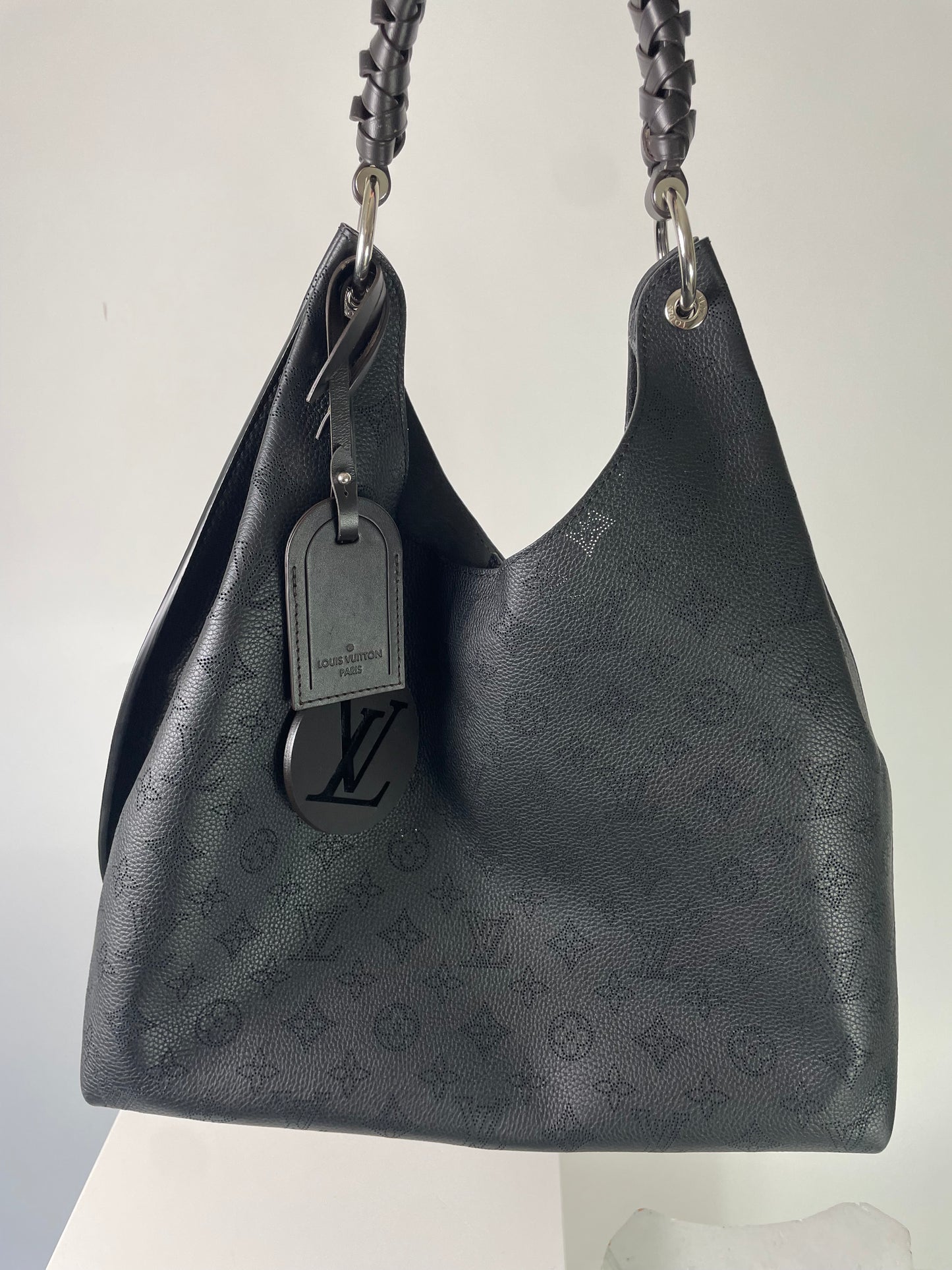 Louis Vuitton Carmel Hobo Leather Mahina