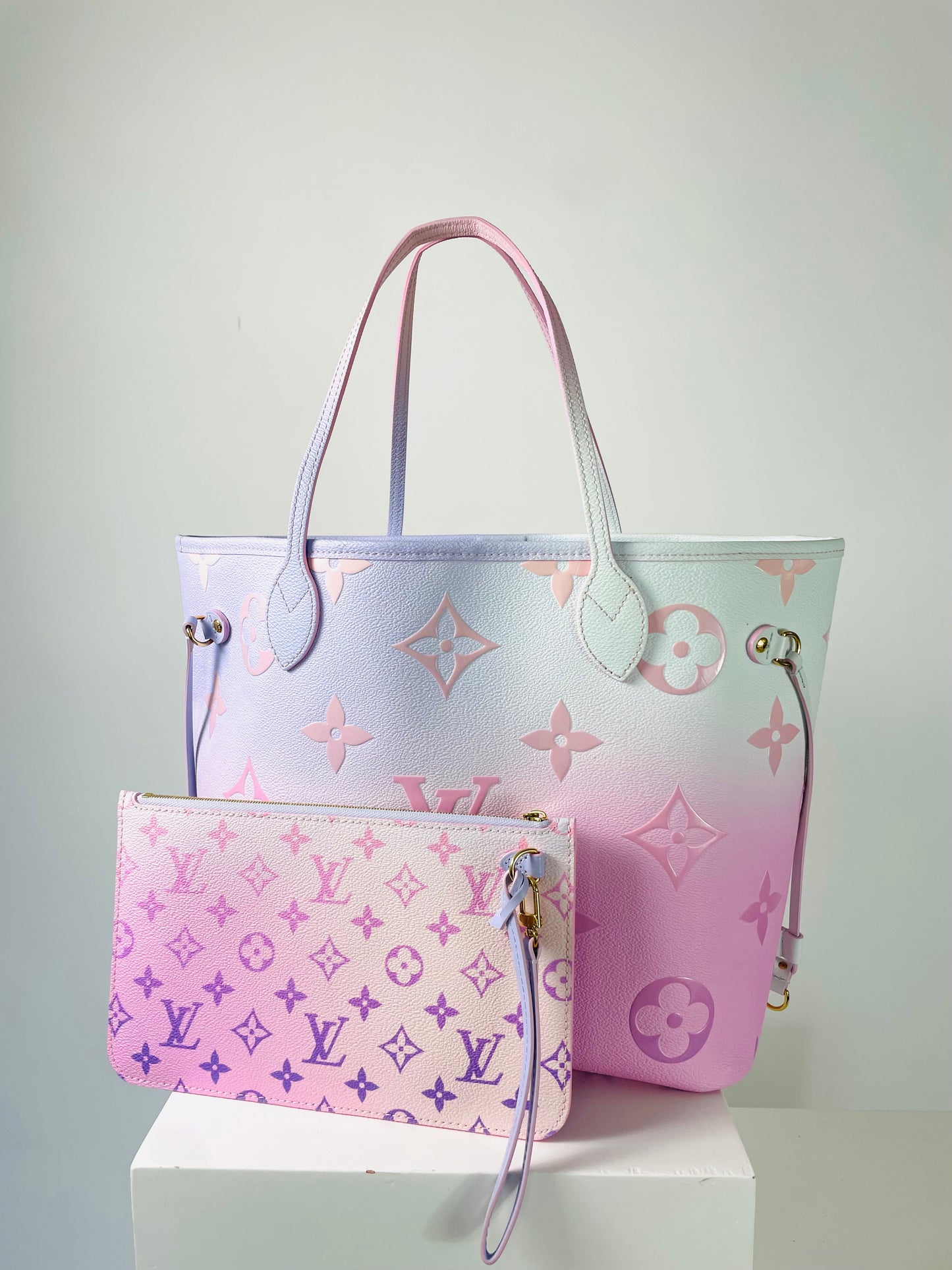 Louis Vuitton Spring in the City Sunrise Pastel Never Full Tote MM