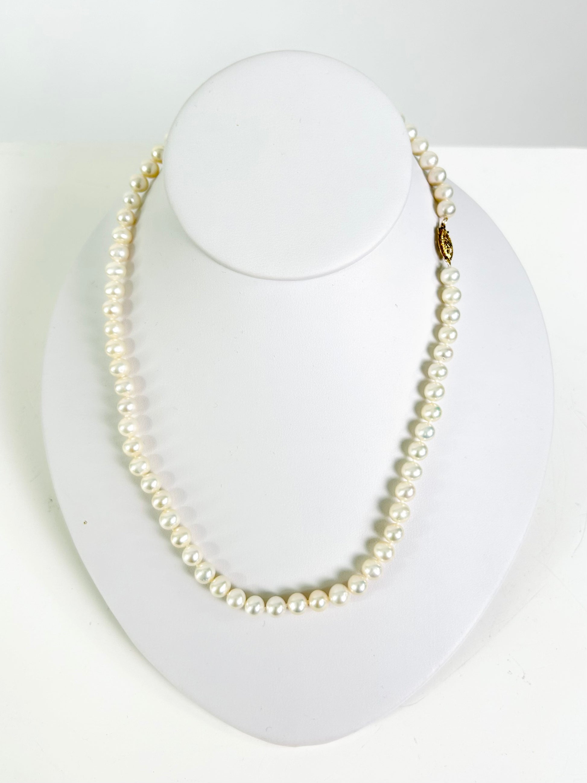 Vintage Freshwater Pearl Necklace 14k - Main Image