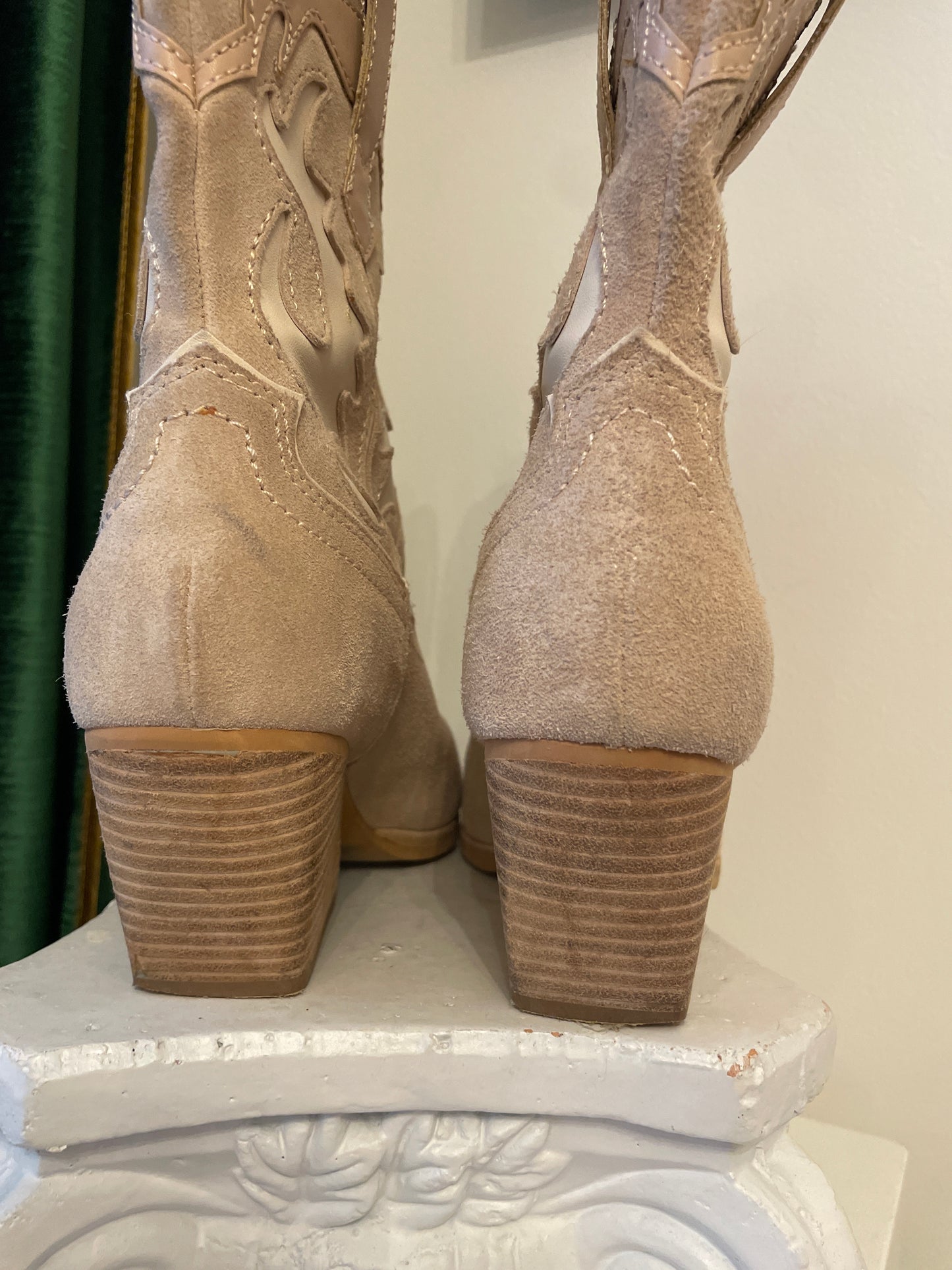 Dolce Vita Pilton Taupe