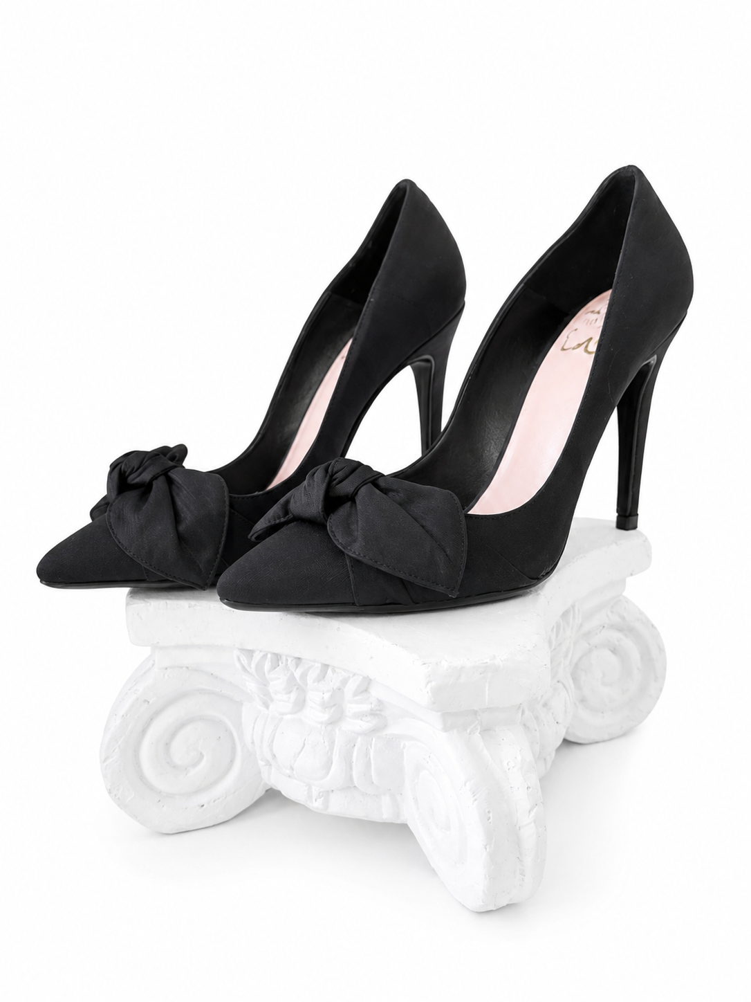 Ted Baker Bow Pump