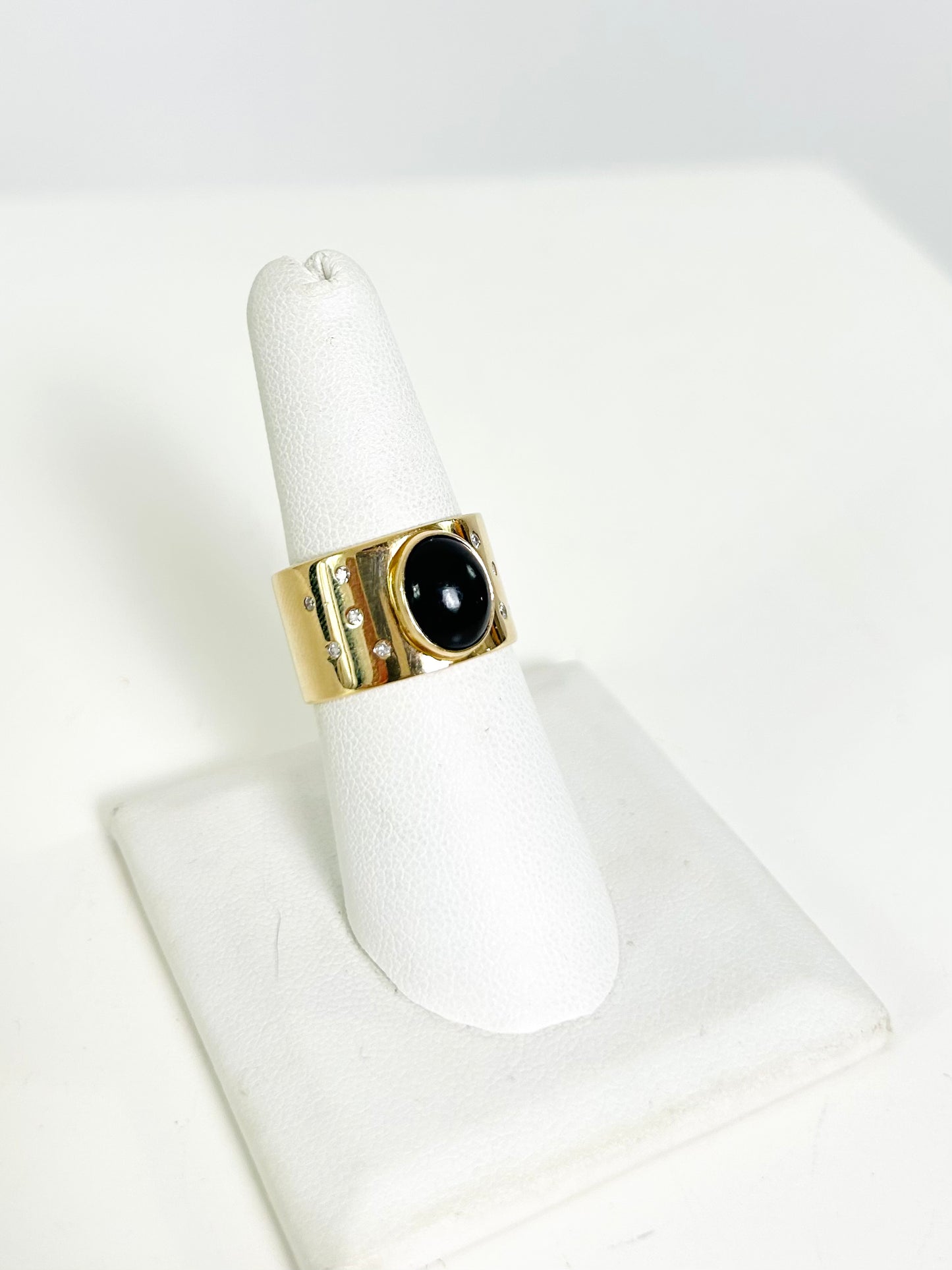 Vintage Black Onyx and Diamonds on Gold Chubby Band