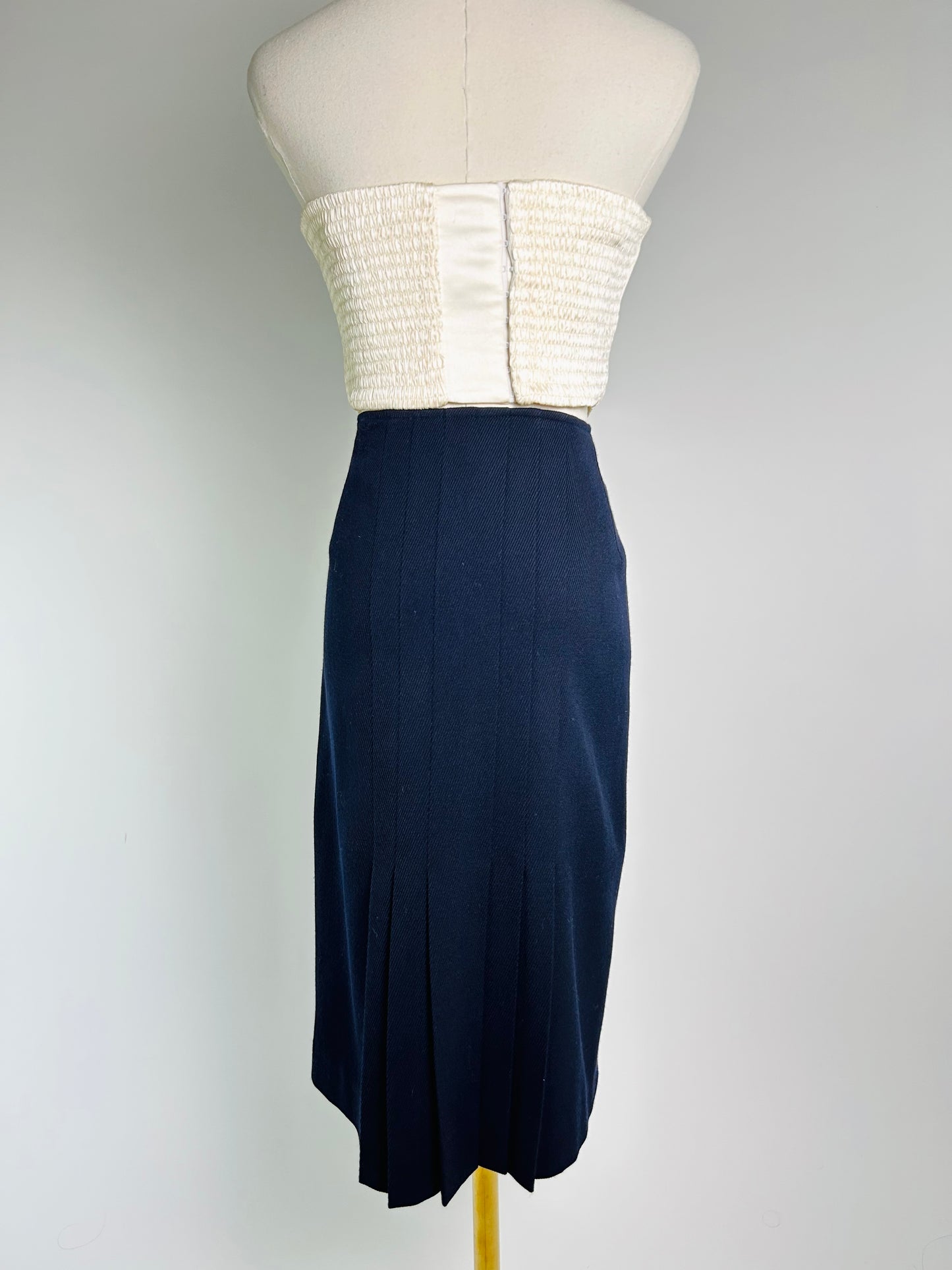 Vintage Oscar De La Renta Navy Pleated Skirt