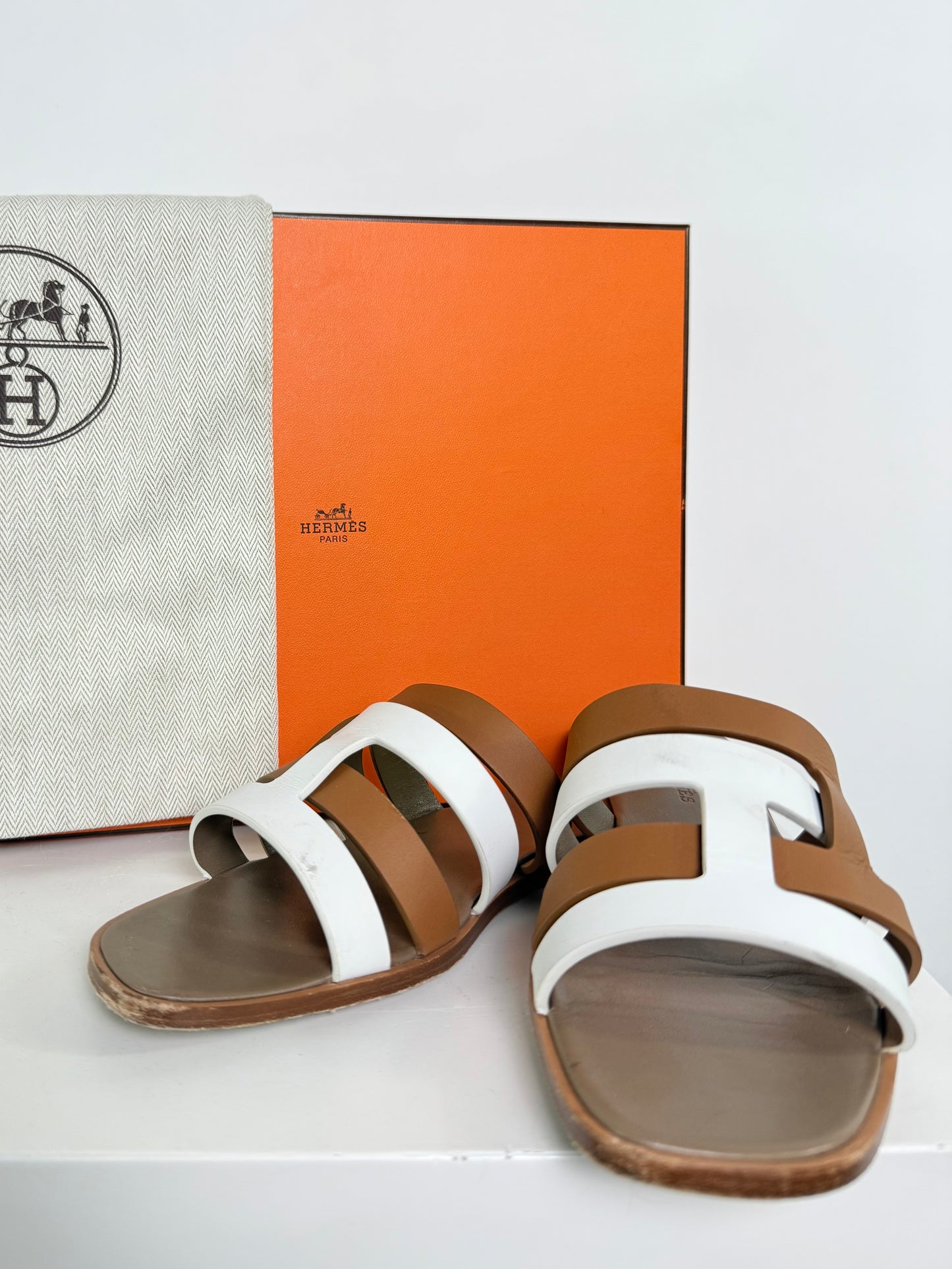 Hermes Amone Sandal Golf/White