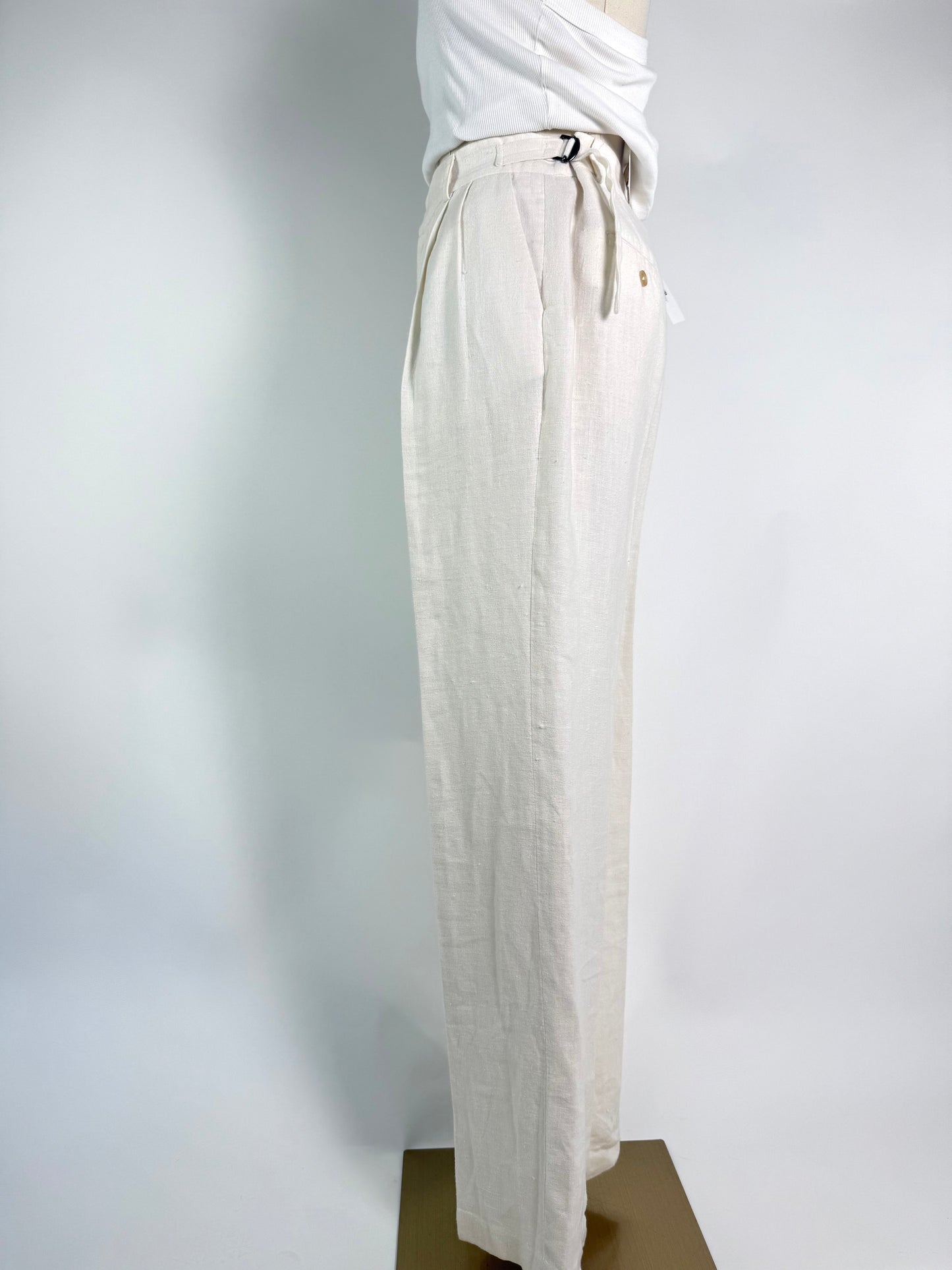 The Attic Linen Trouser
