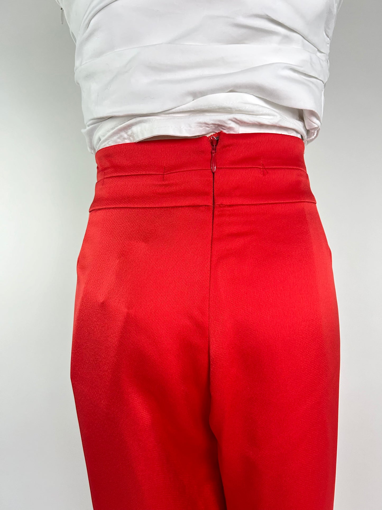 Alexie Red Pants