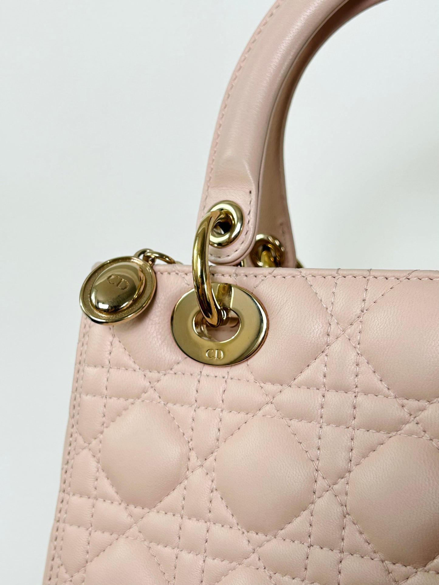 Lady Dior Medium Sakura