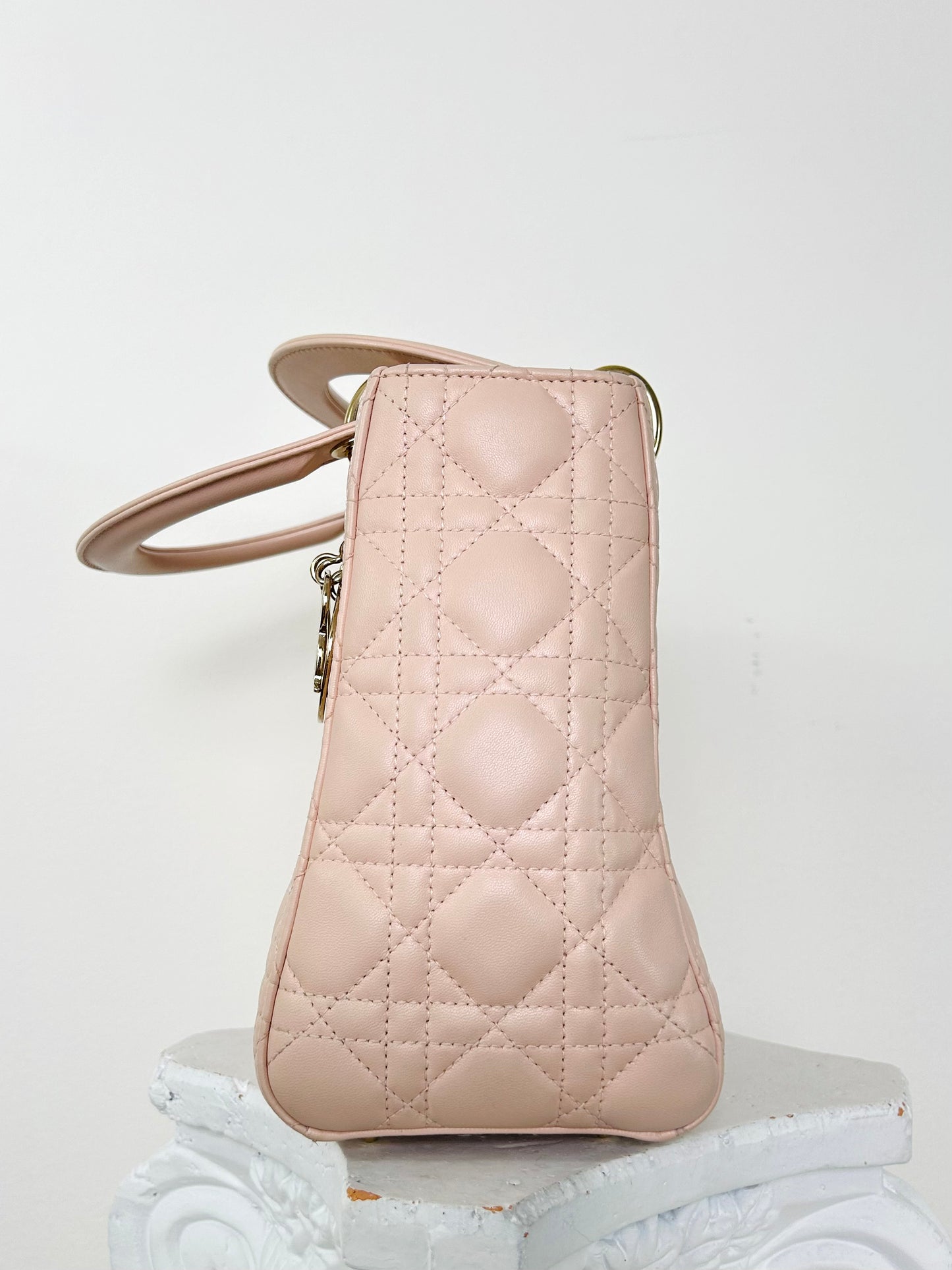 Lady Dior Medium Sakura