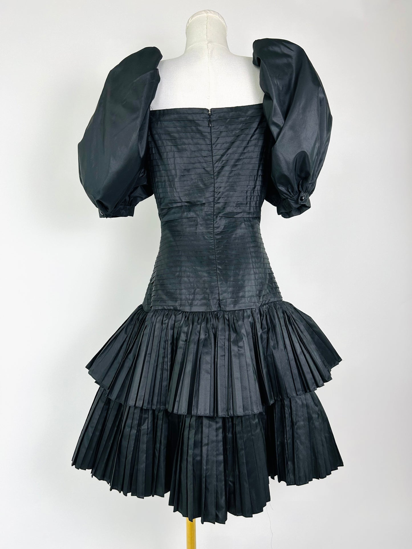 Vintage Oscar De La Renta Black Dress