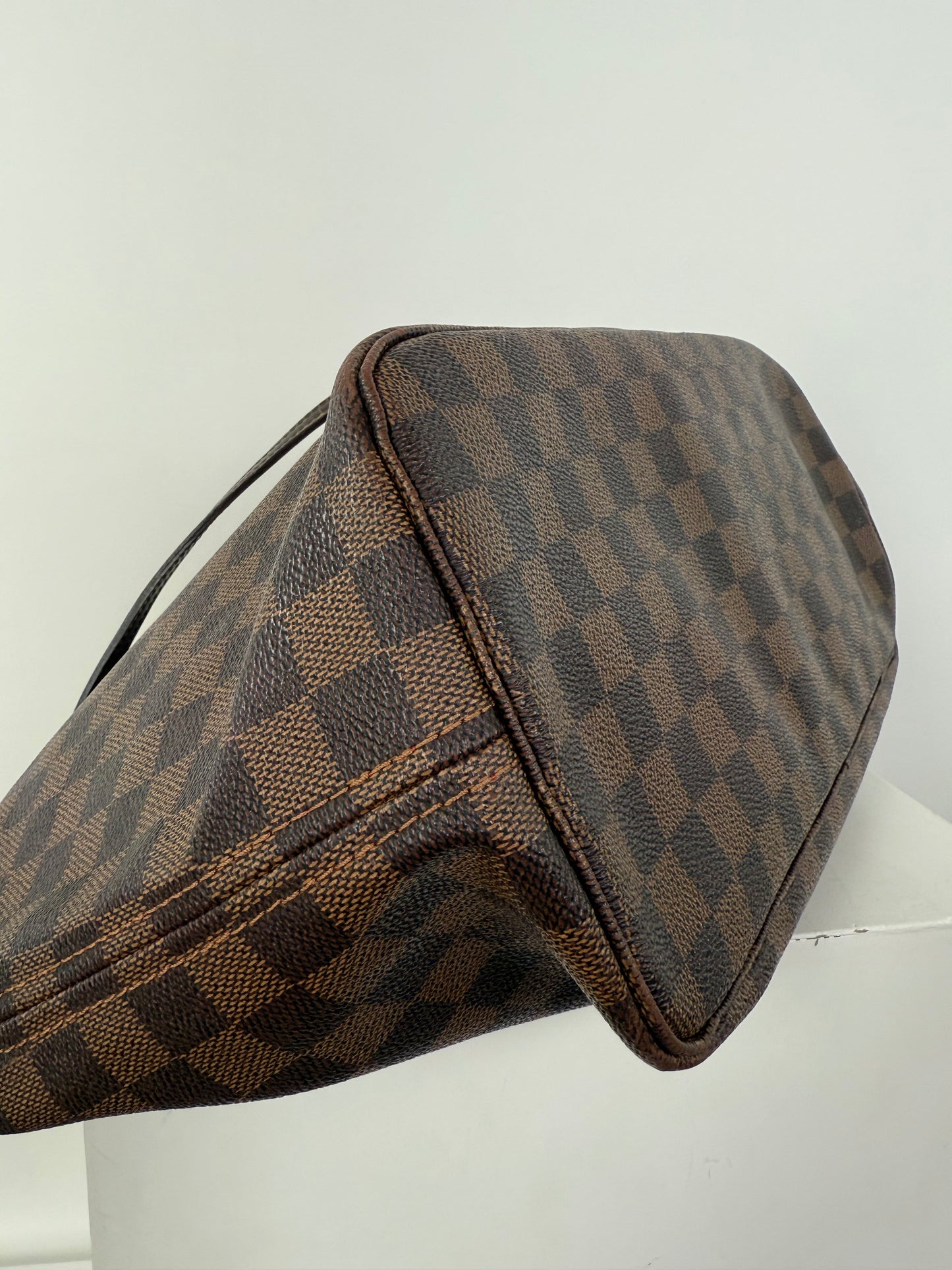 Louis Vuitton Neverfull Damier Ebene MM