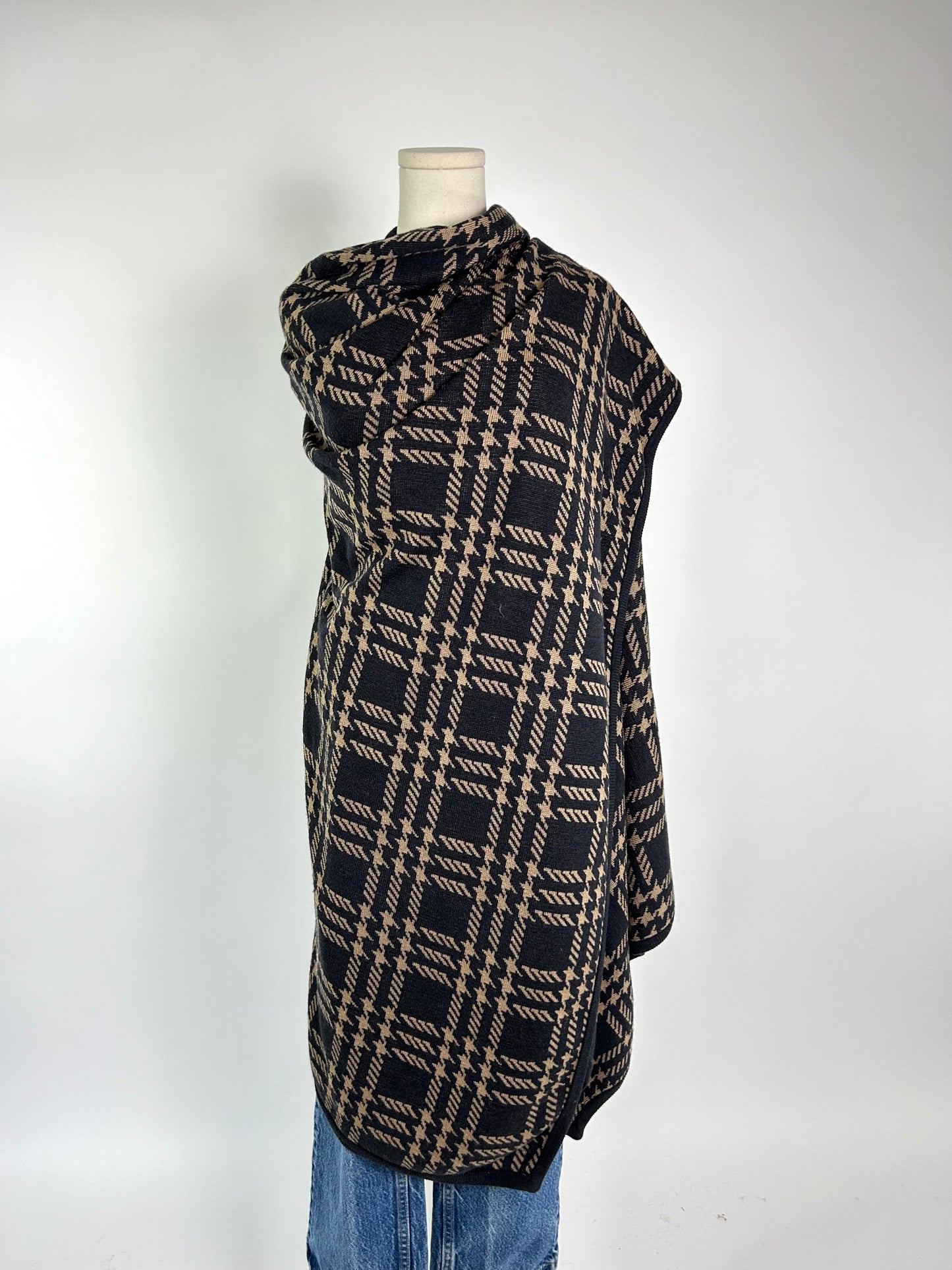 Vintage England Houndstooth Poncho