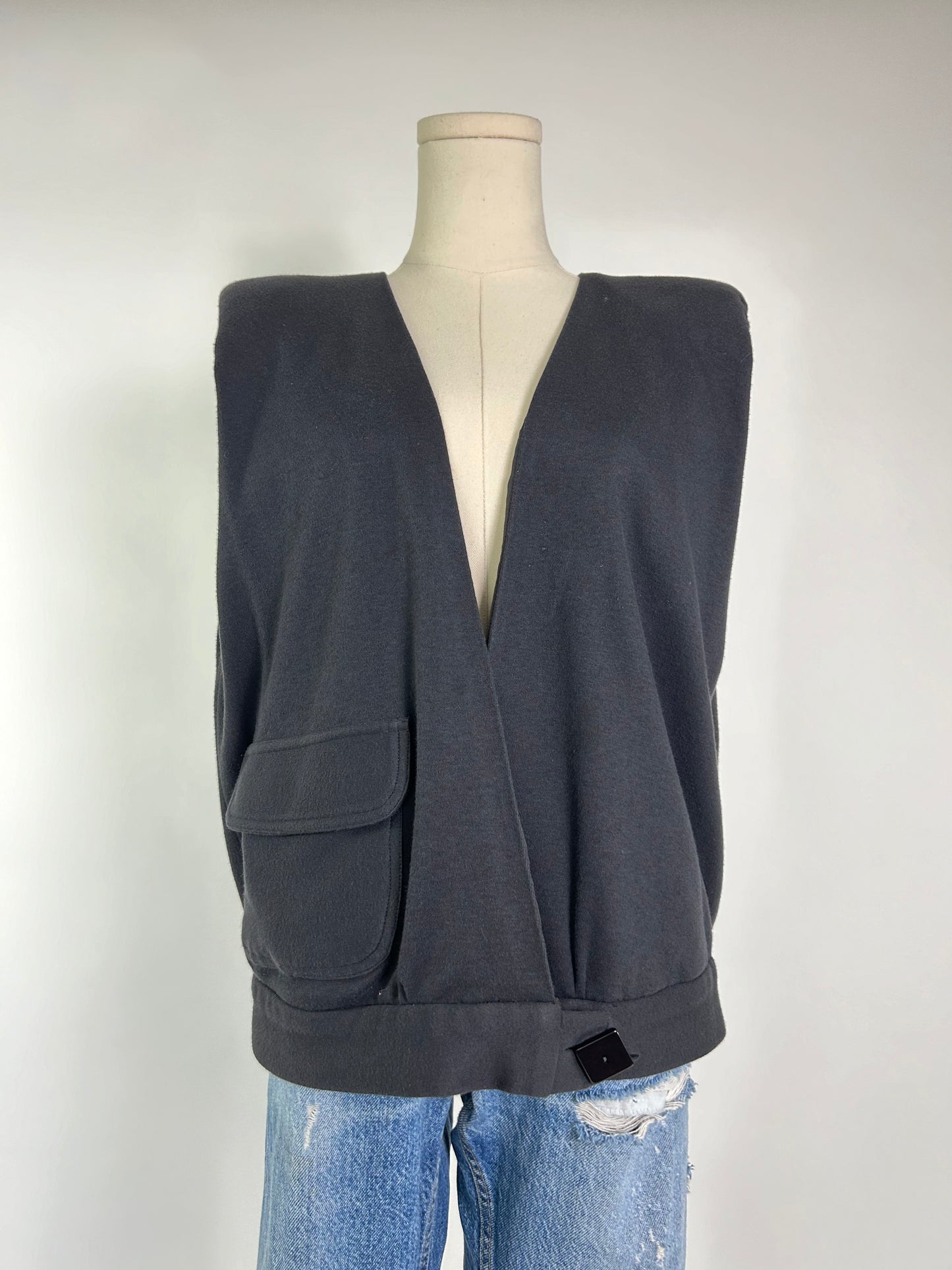 Asiatica Vest