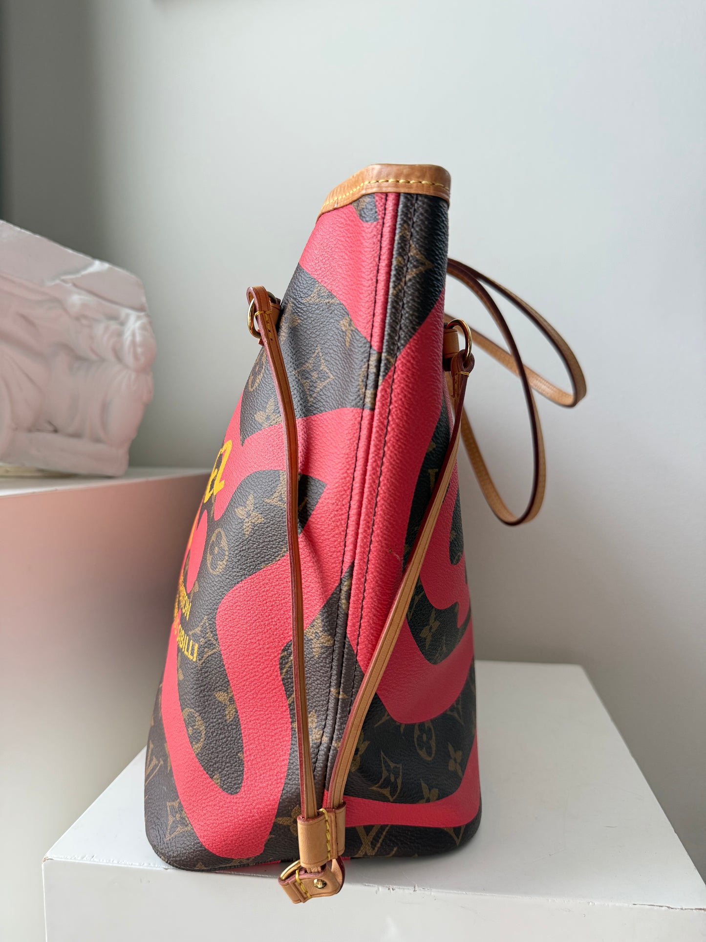 Louis Vuitton Saint Tropez Neverfull