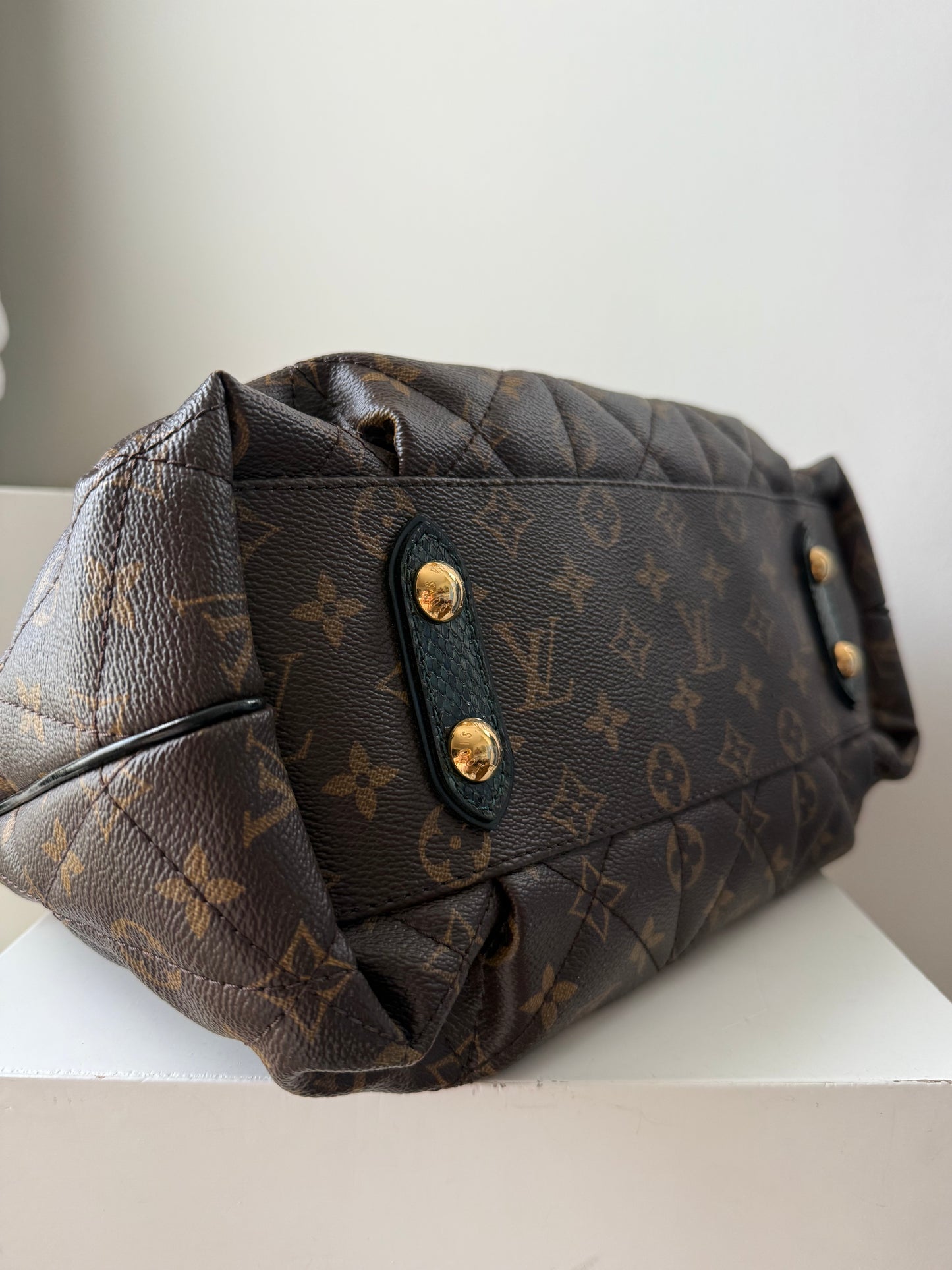 Louis Vuitton Etoile Exotique Tote