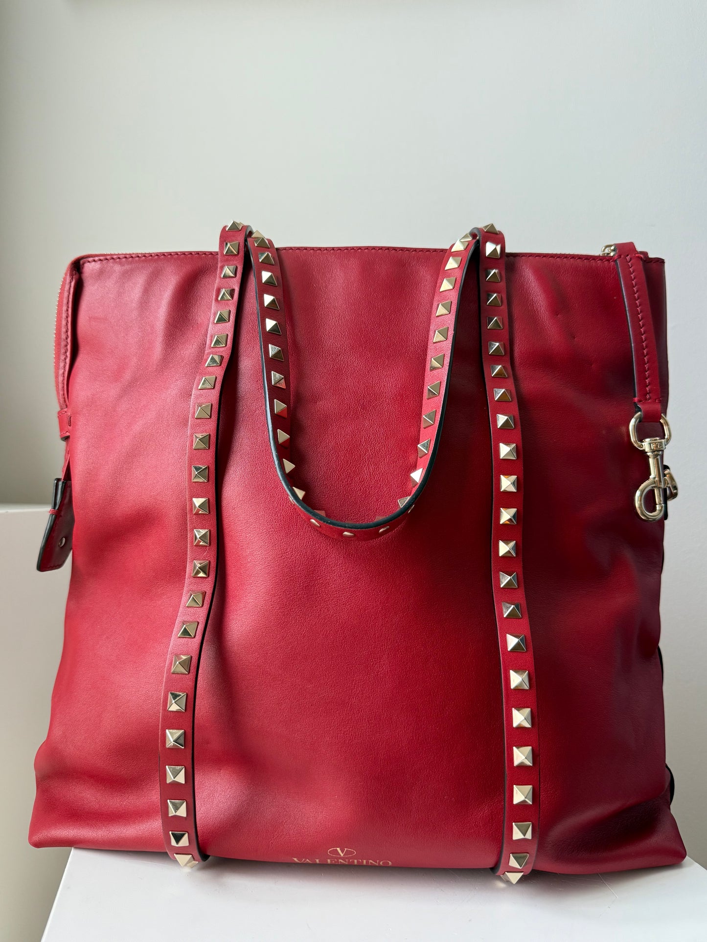 Valentino Garavani Rockstar Leather Shoulder Bag Red
