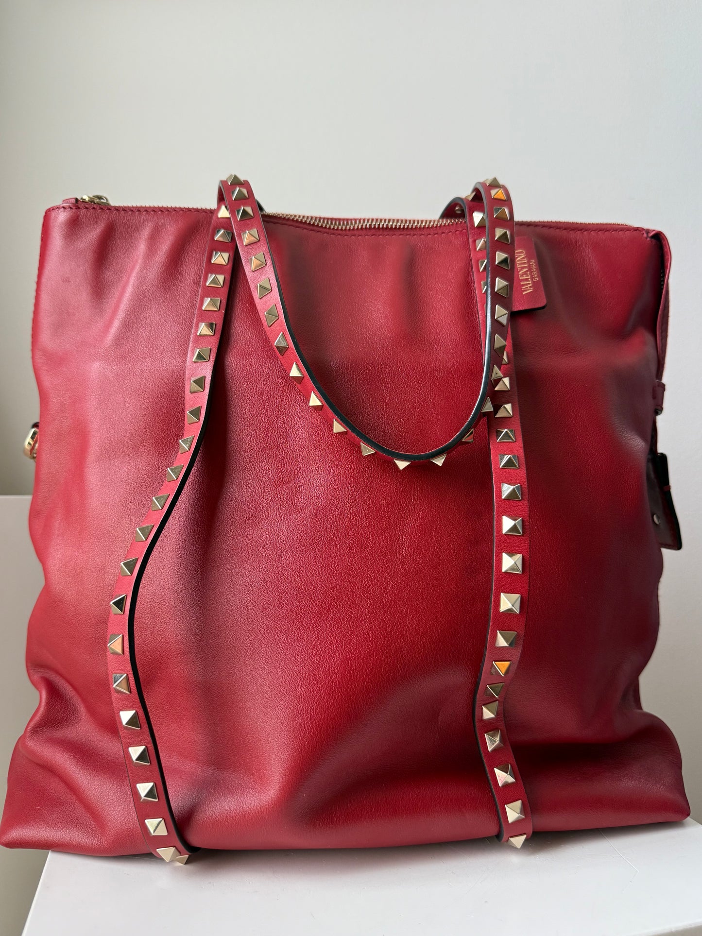 Valentino Garavani Rockstar Leather Shoulder Bag Red