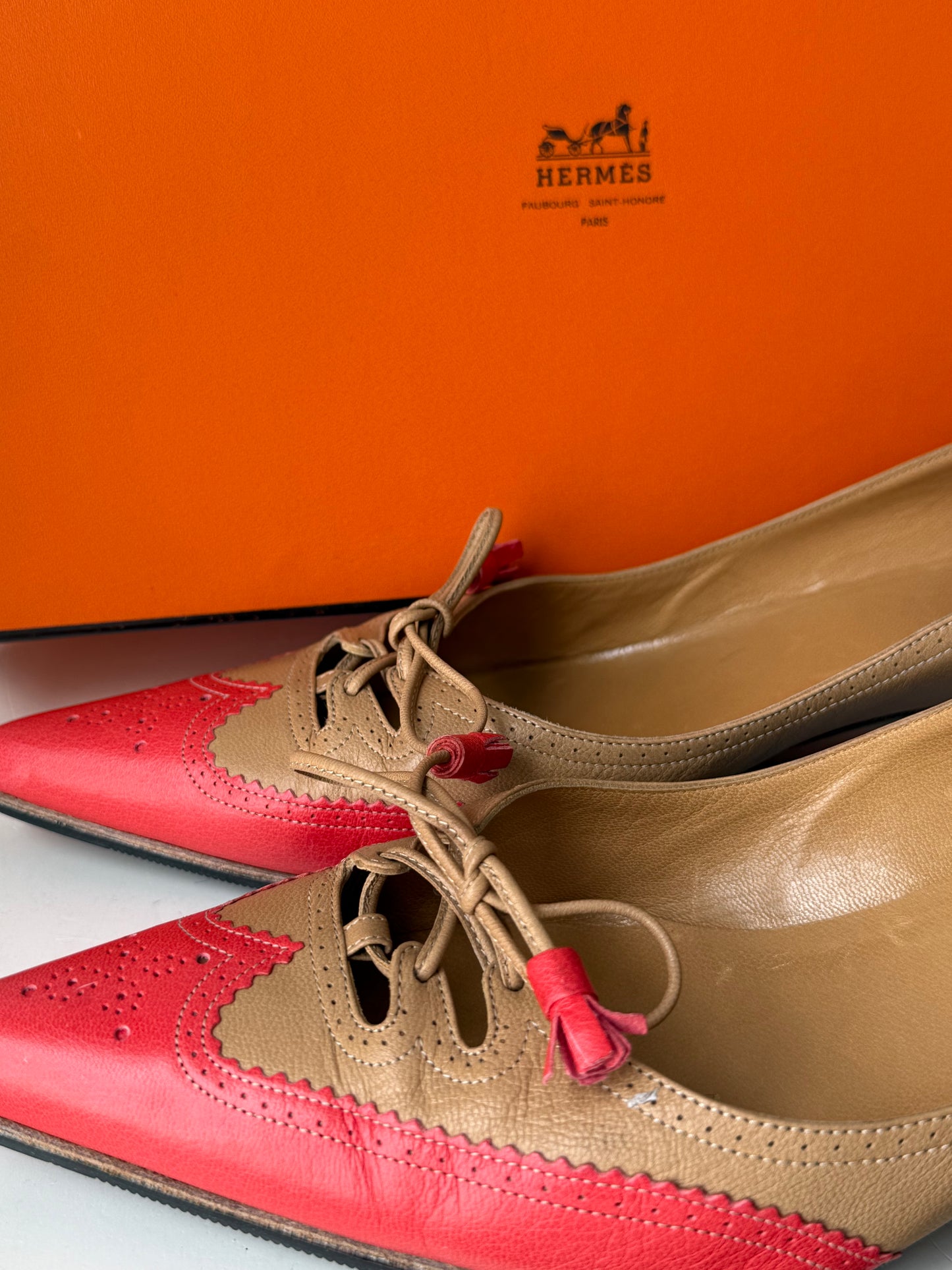 Hermes Ghille Tassel Pump
