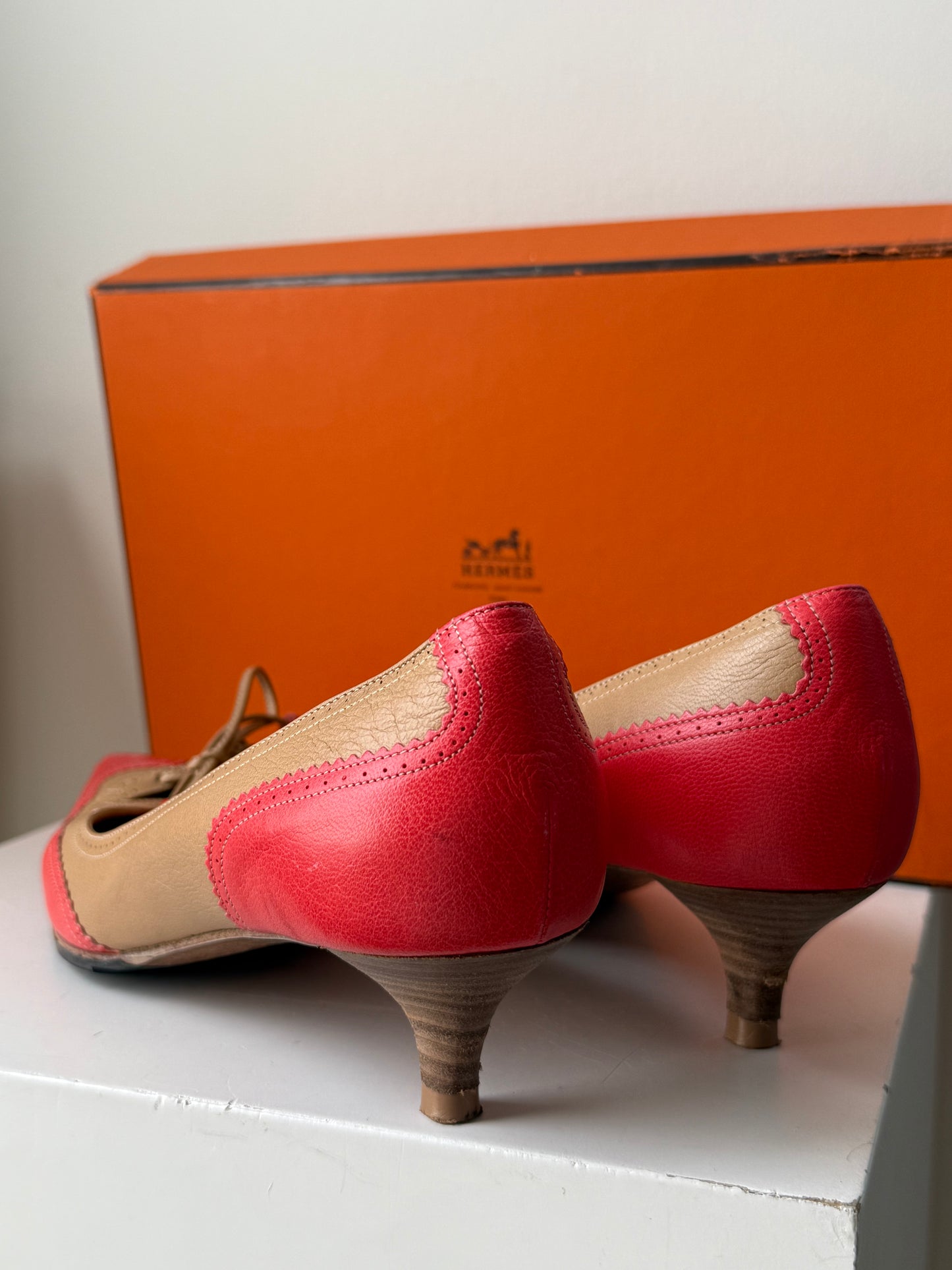 Hermes Ghille Tassel Pump