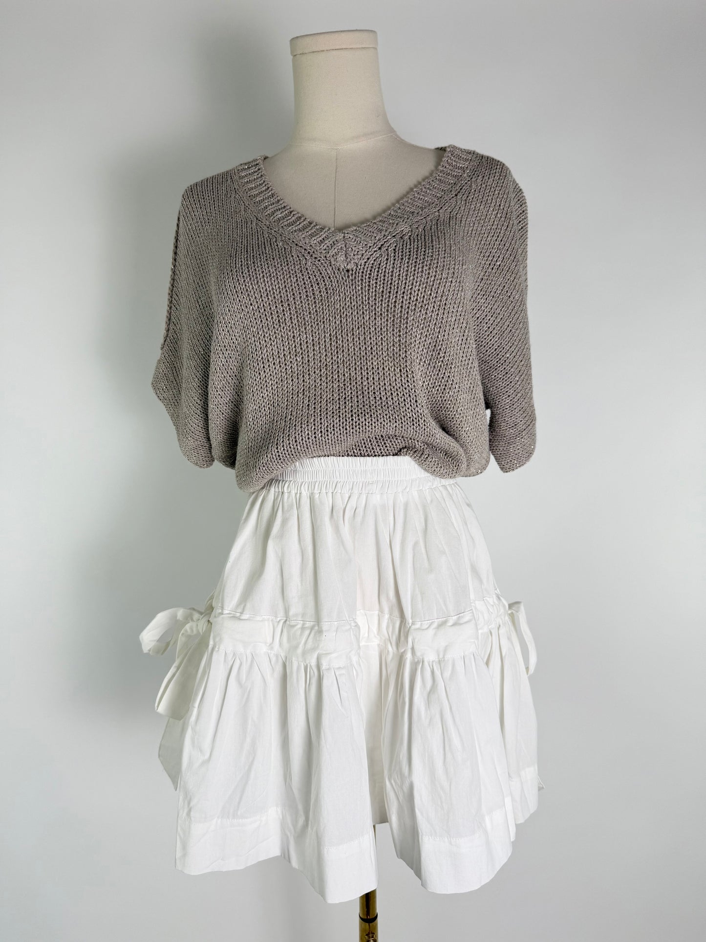VRG GRL White Ruffle Bow Mini Skirt