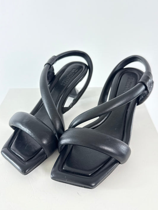 Mercedes Castillo Black Sandal