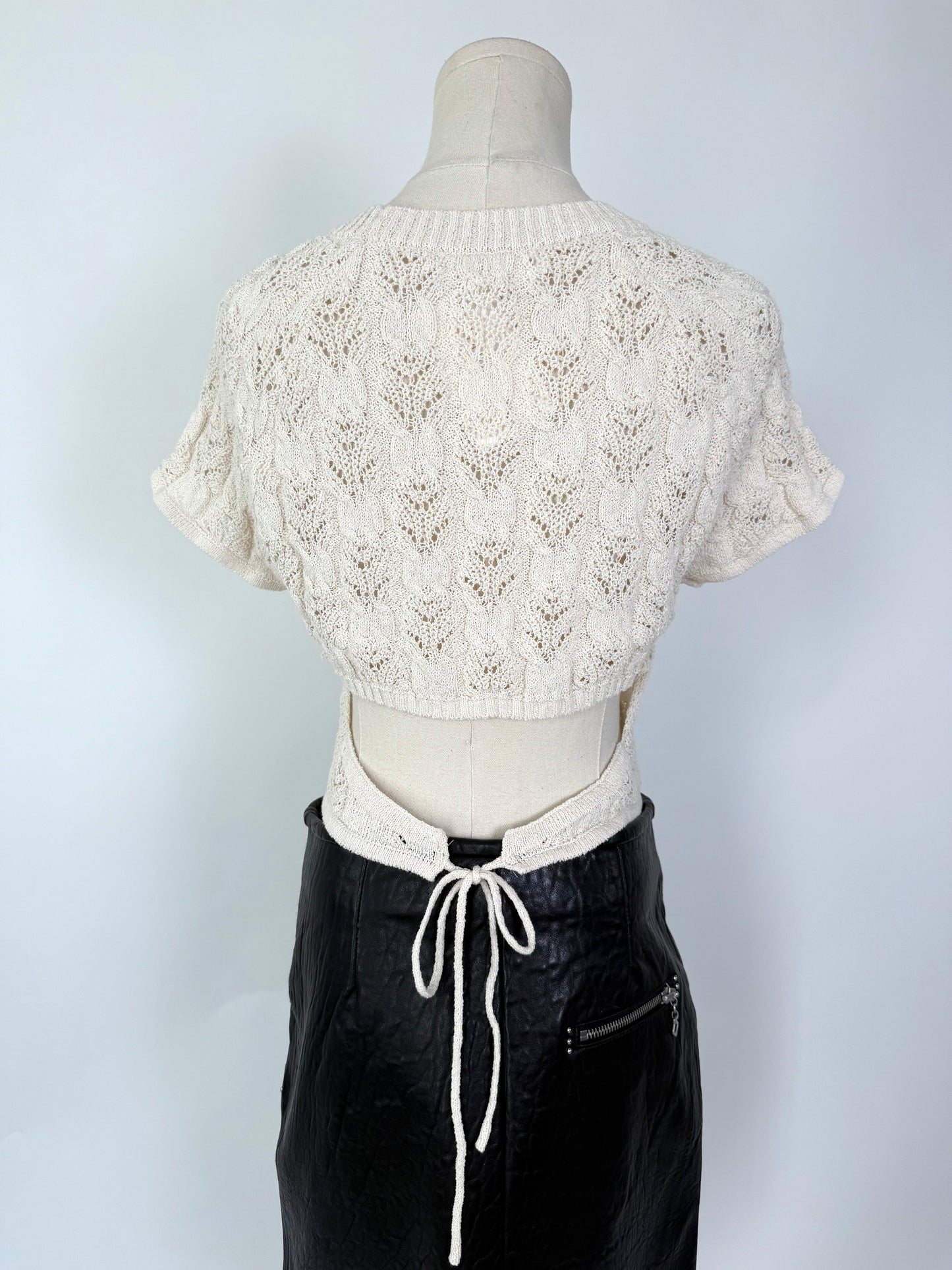 ASTR Crochet Cropped Top