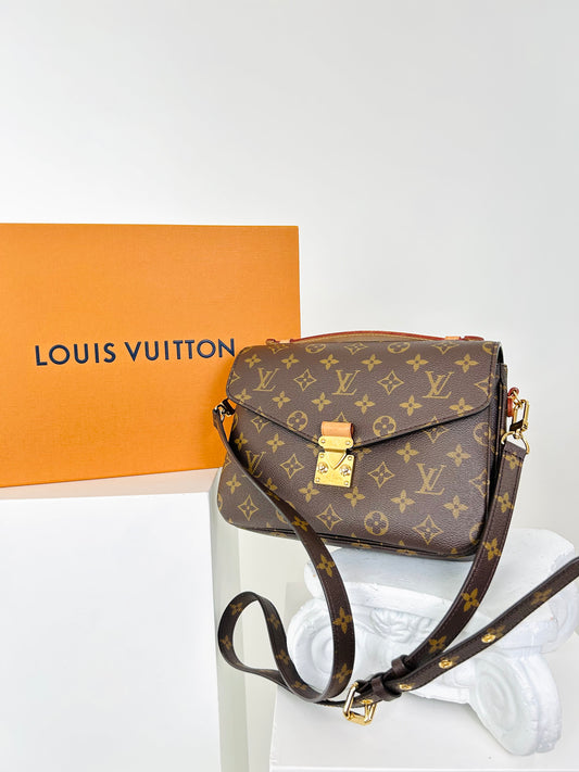 Louis Vuitton Pochette Medium Metis