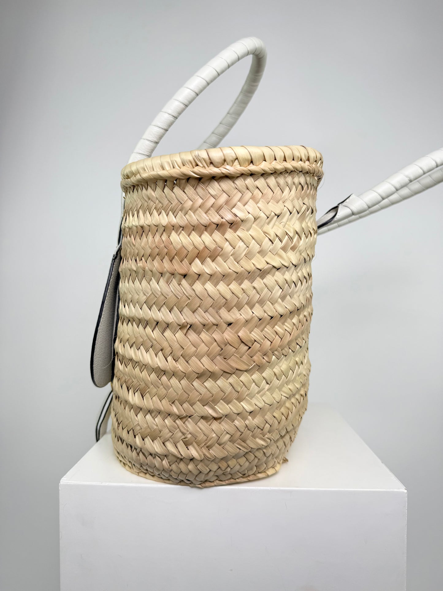 Chloe Medium Marci Straw Bag