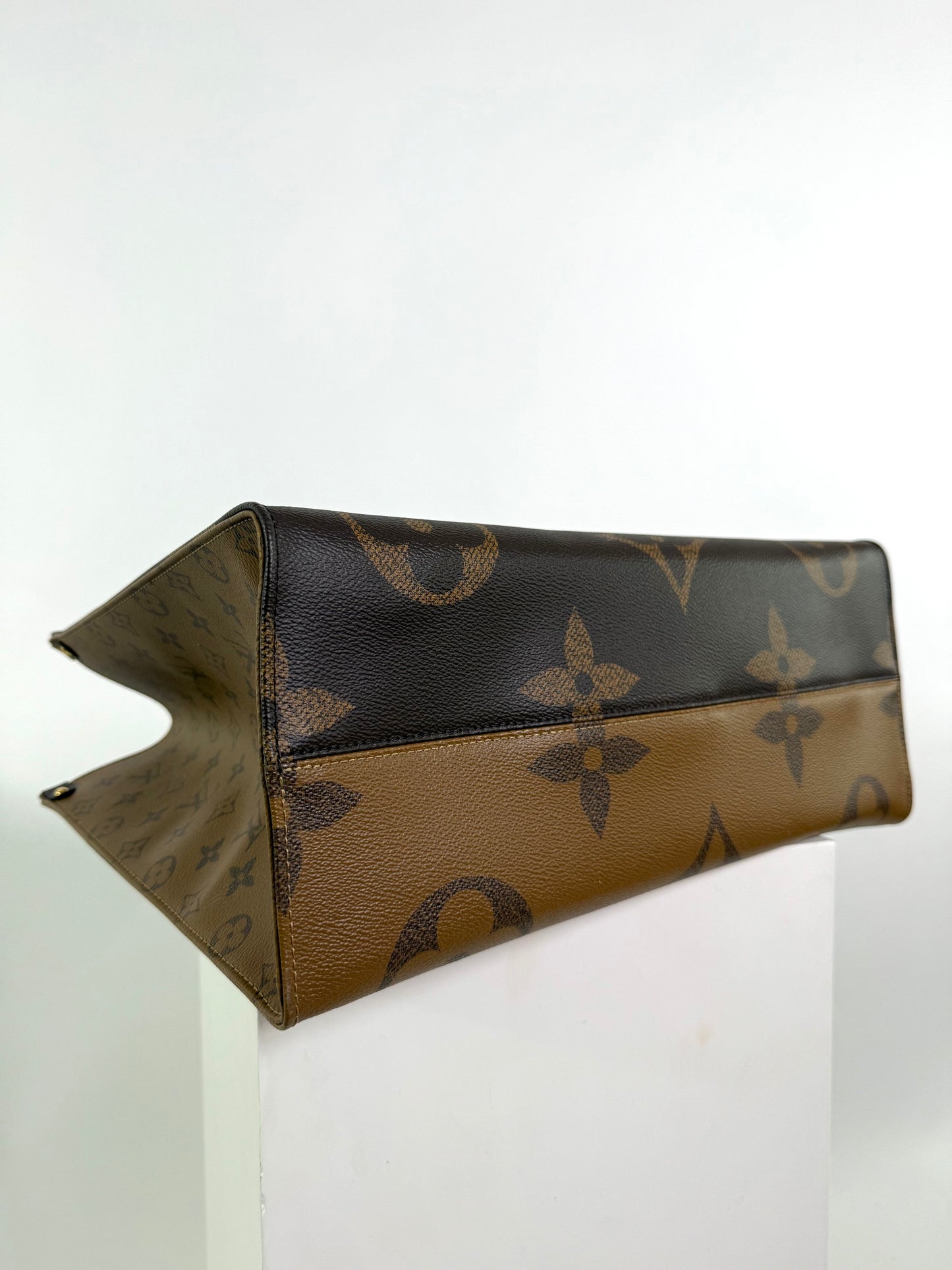 Louis Vuitton On The Go Monogram Giant